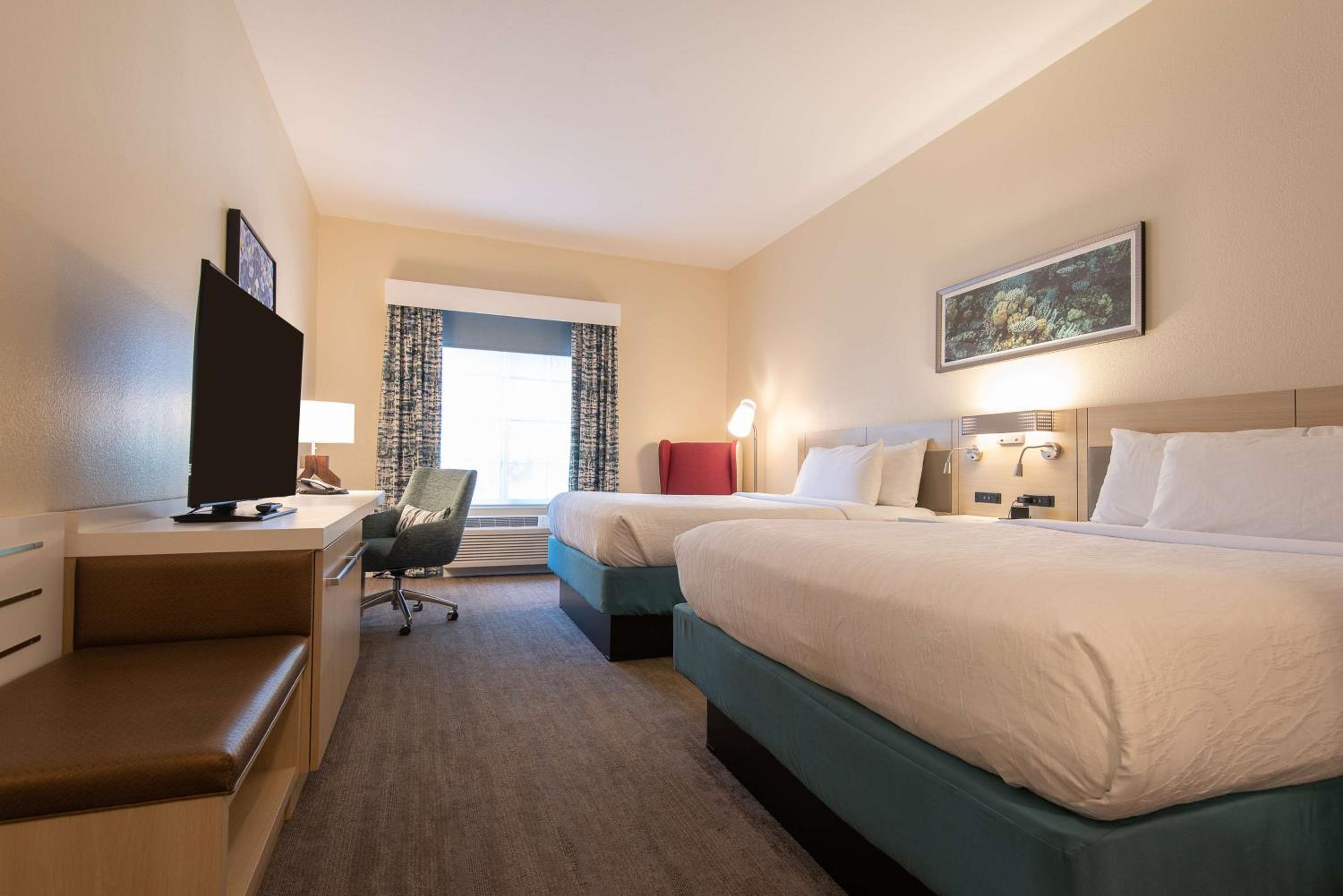 Hilton Garden Inn Calabasas - Property Image 15