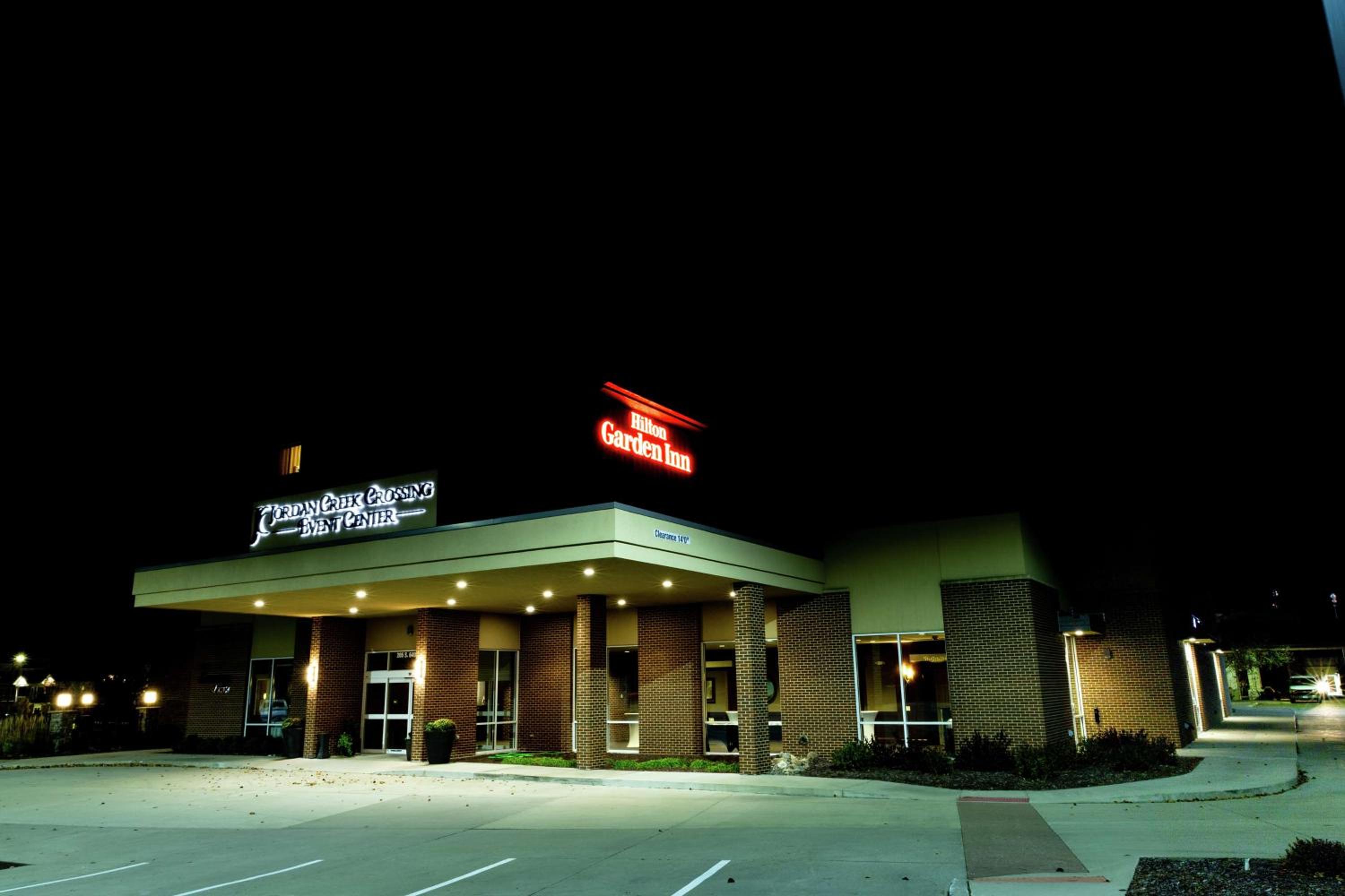 Des Moines Vacations - Hilton Garden Inn West Des Moines - Property Image 4