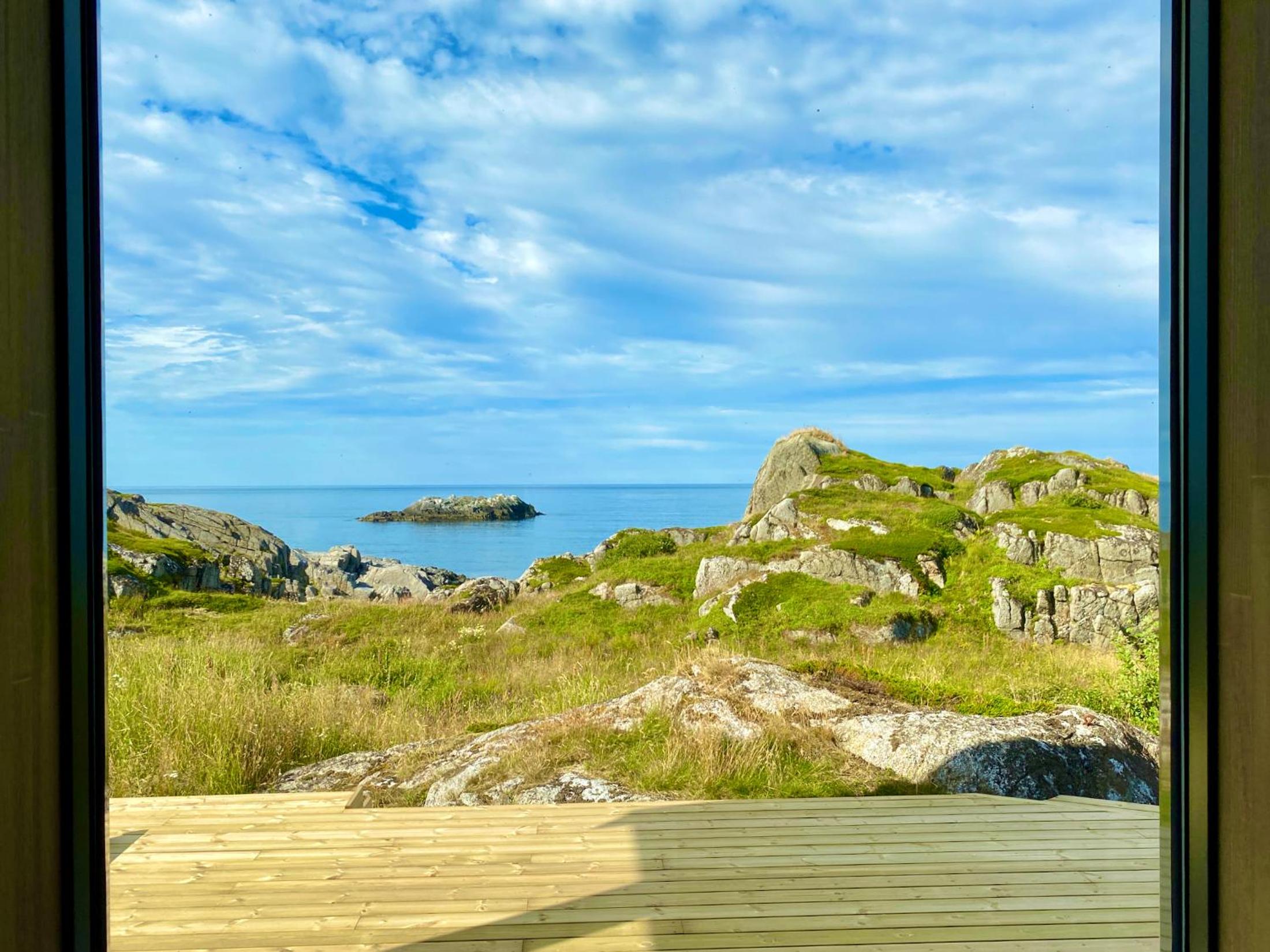 Sunset Panorama - Superior Cabin Lofoten view 3