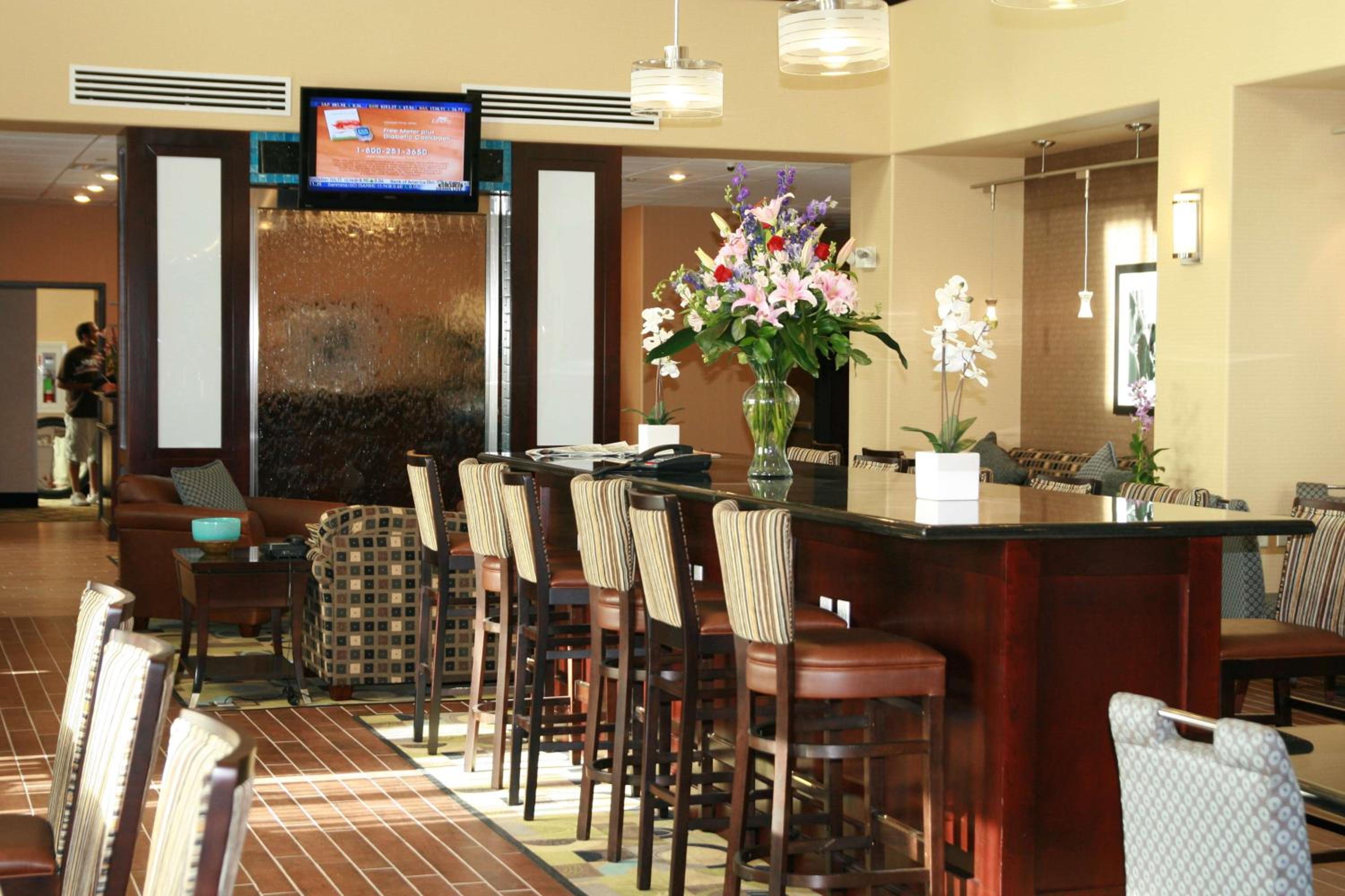 Dumas Vacations - Hampton Inn  Suites Dumas - Property Image 5