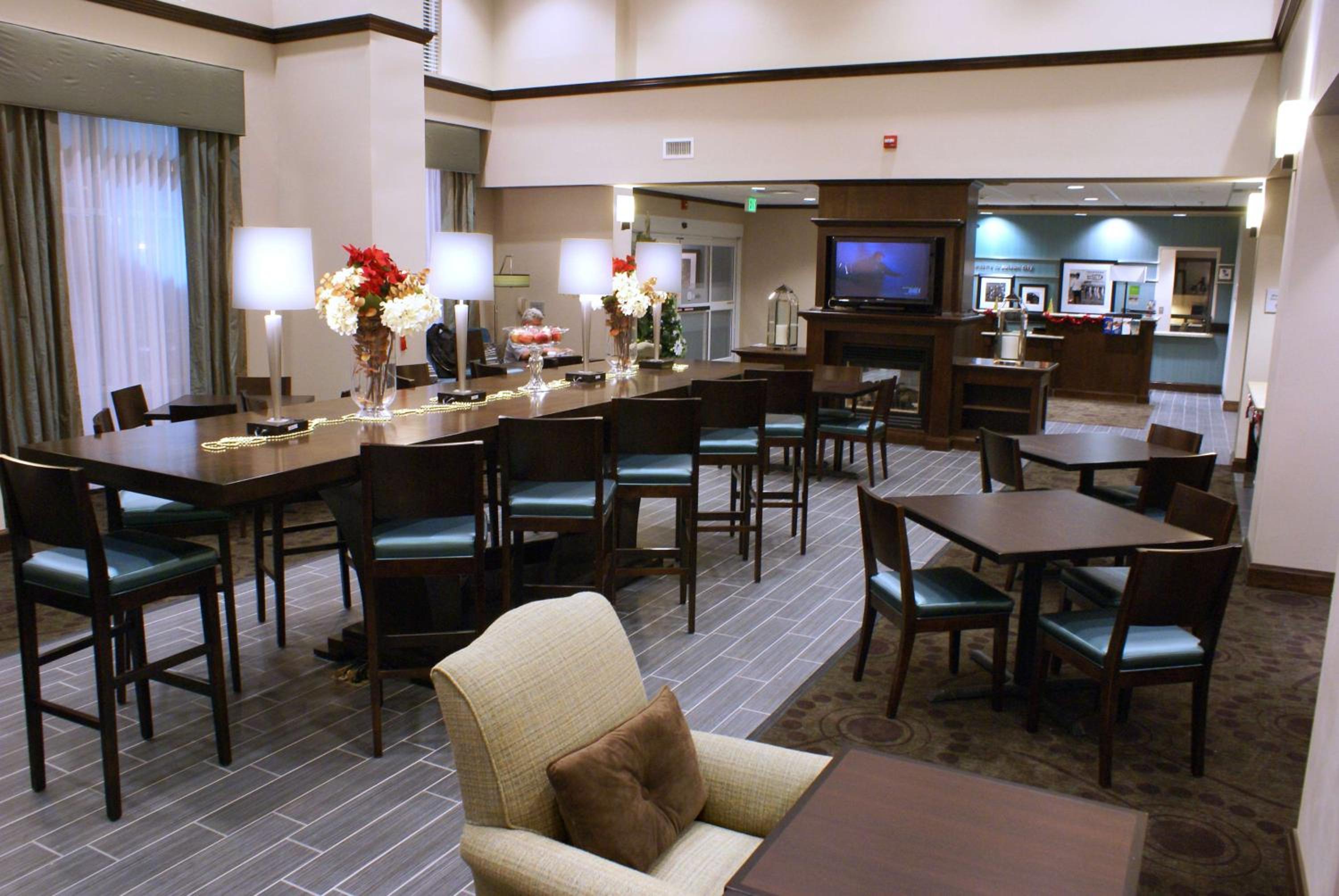 Hampton Inn  Suites Suisun City Waterfront - Property Image 6