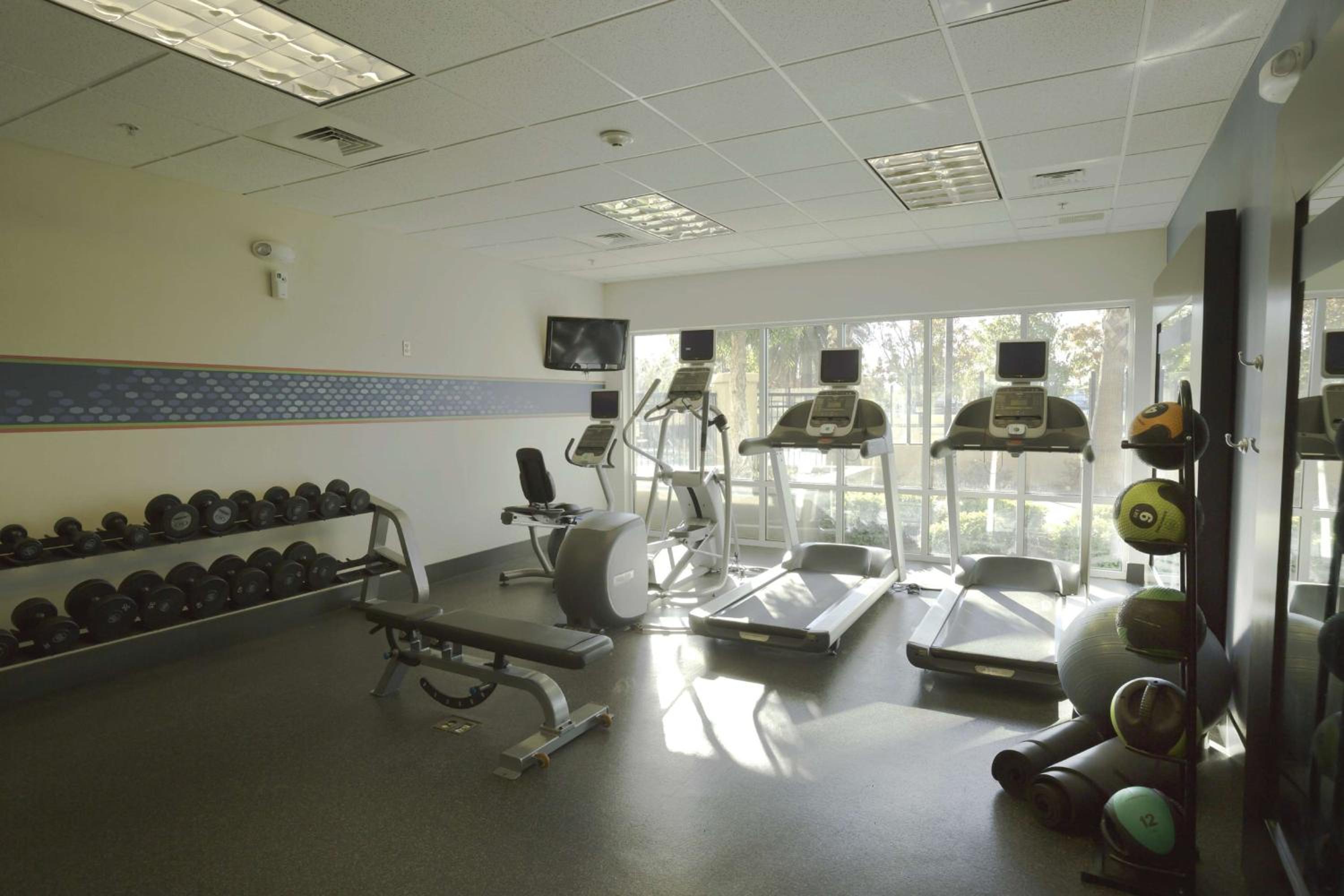 Hampton Inn Suites Suisun City Waterfront - Property Image 9