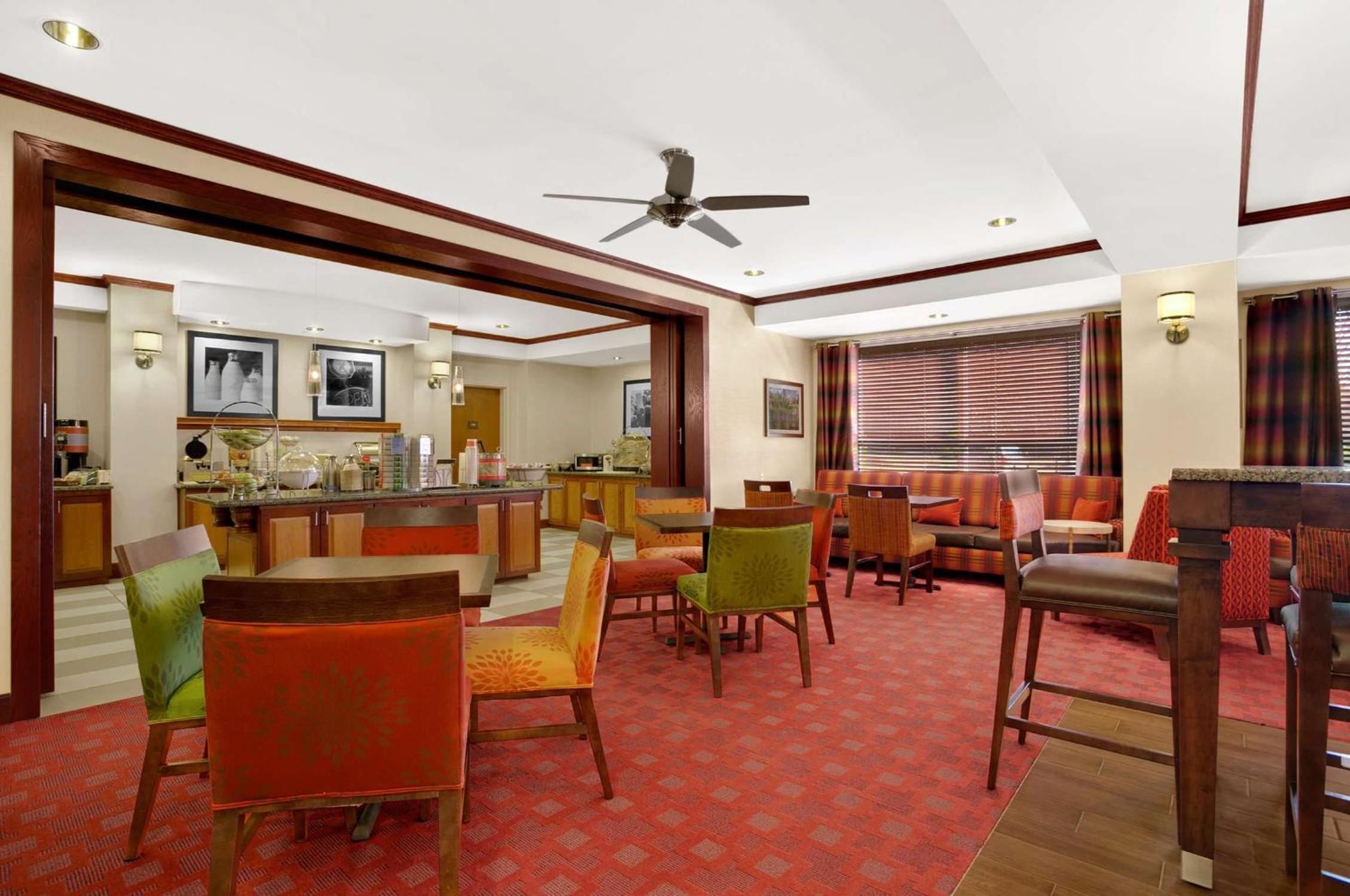 Athens Vacations - Hampton Inn Athens - Property Image 4