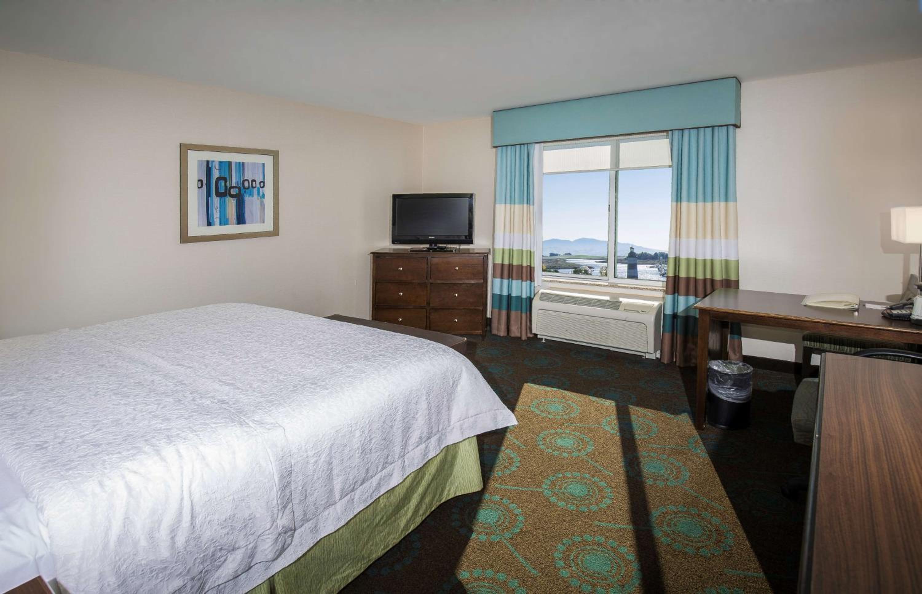 Hampton Inn Suites Suisun City Waterfront - Property Image 21