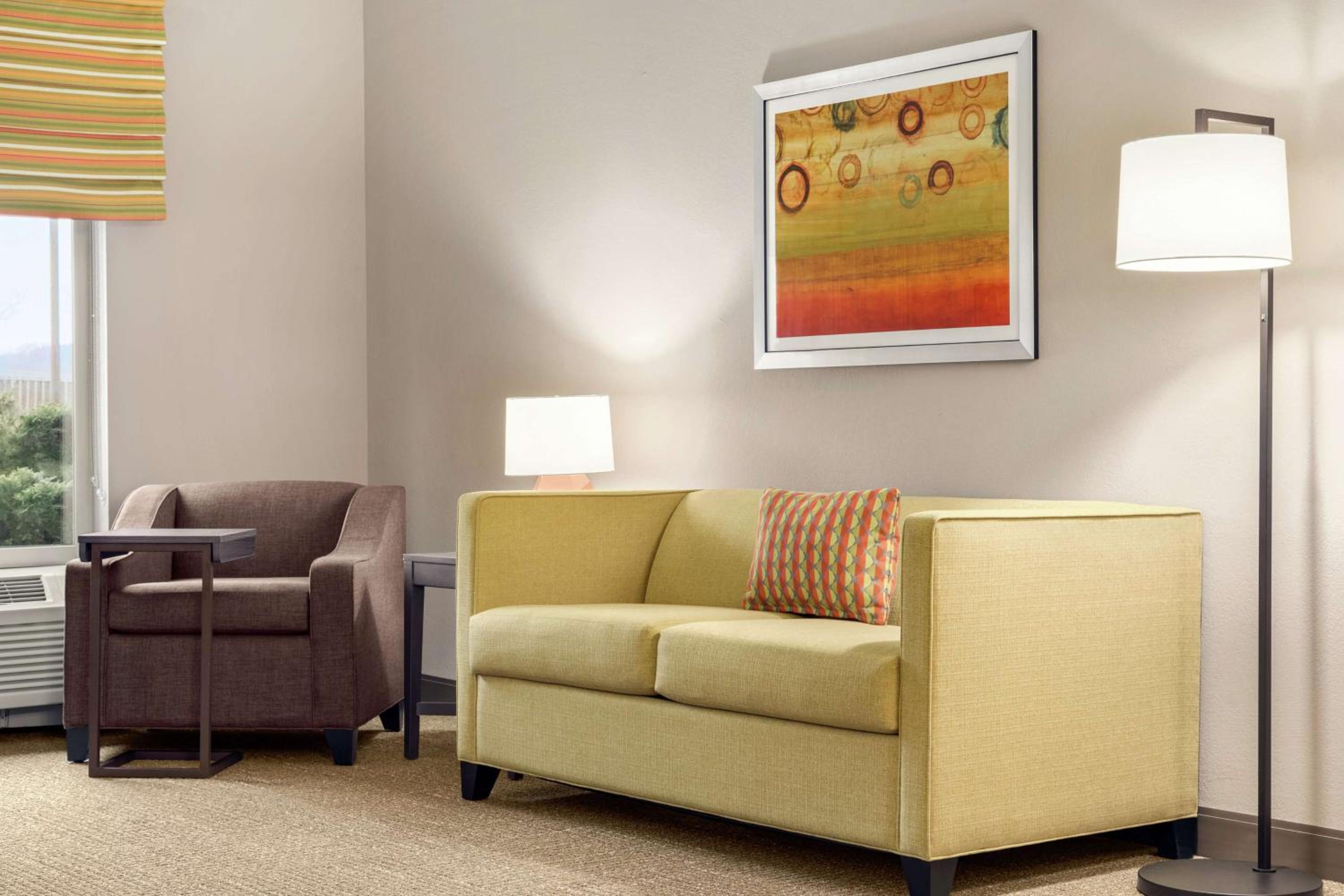 Athens Vacations - Hampton Inn Athens - Property Image 7