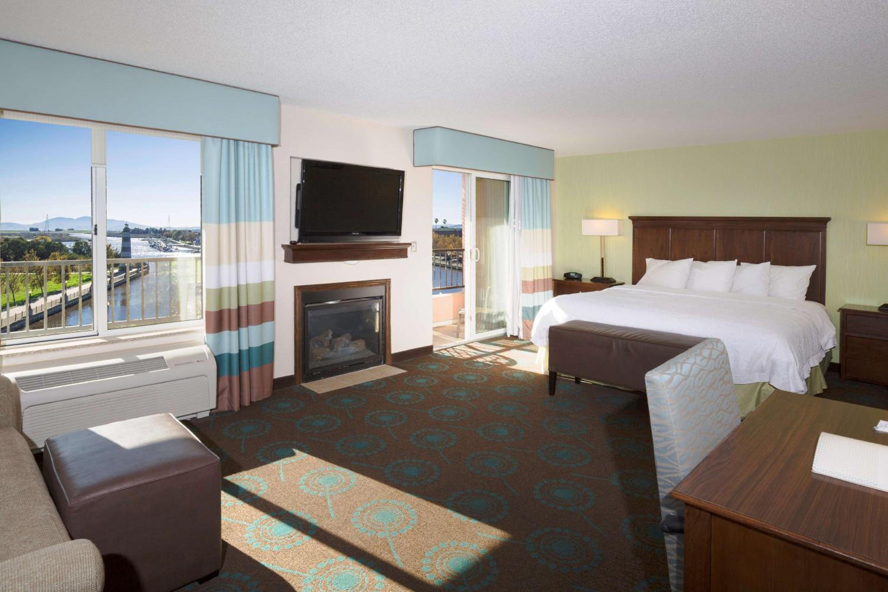 Hampton Inn Suites Suisun City Waterfront - Property Image 18
