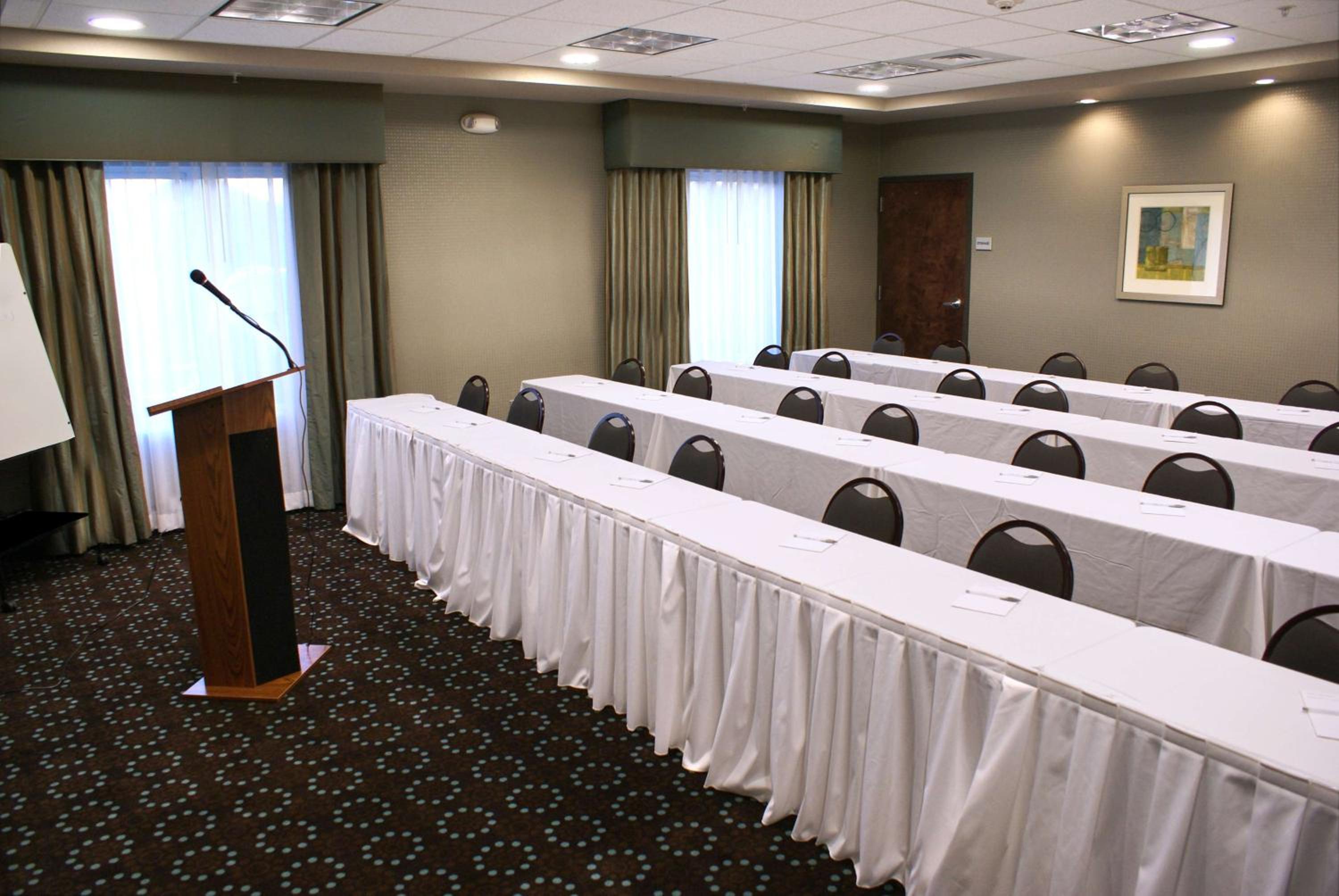 Hampton Inn Suites Suisun City Waterfront - Property Image 28