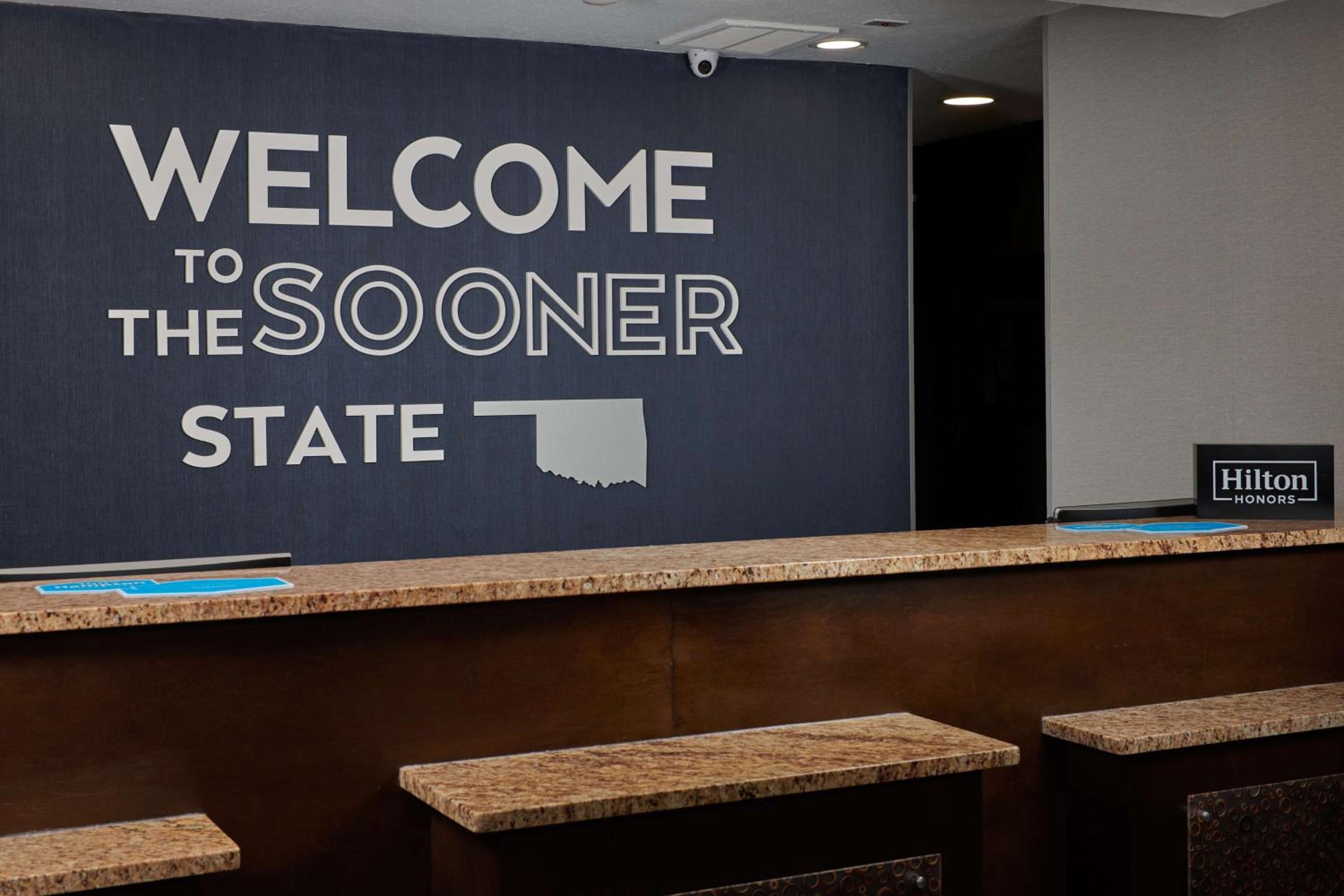 Bartlesville Vacations - Hampton Inn Bartlesville - Property Image 2