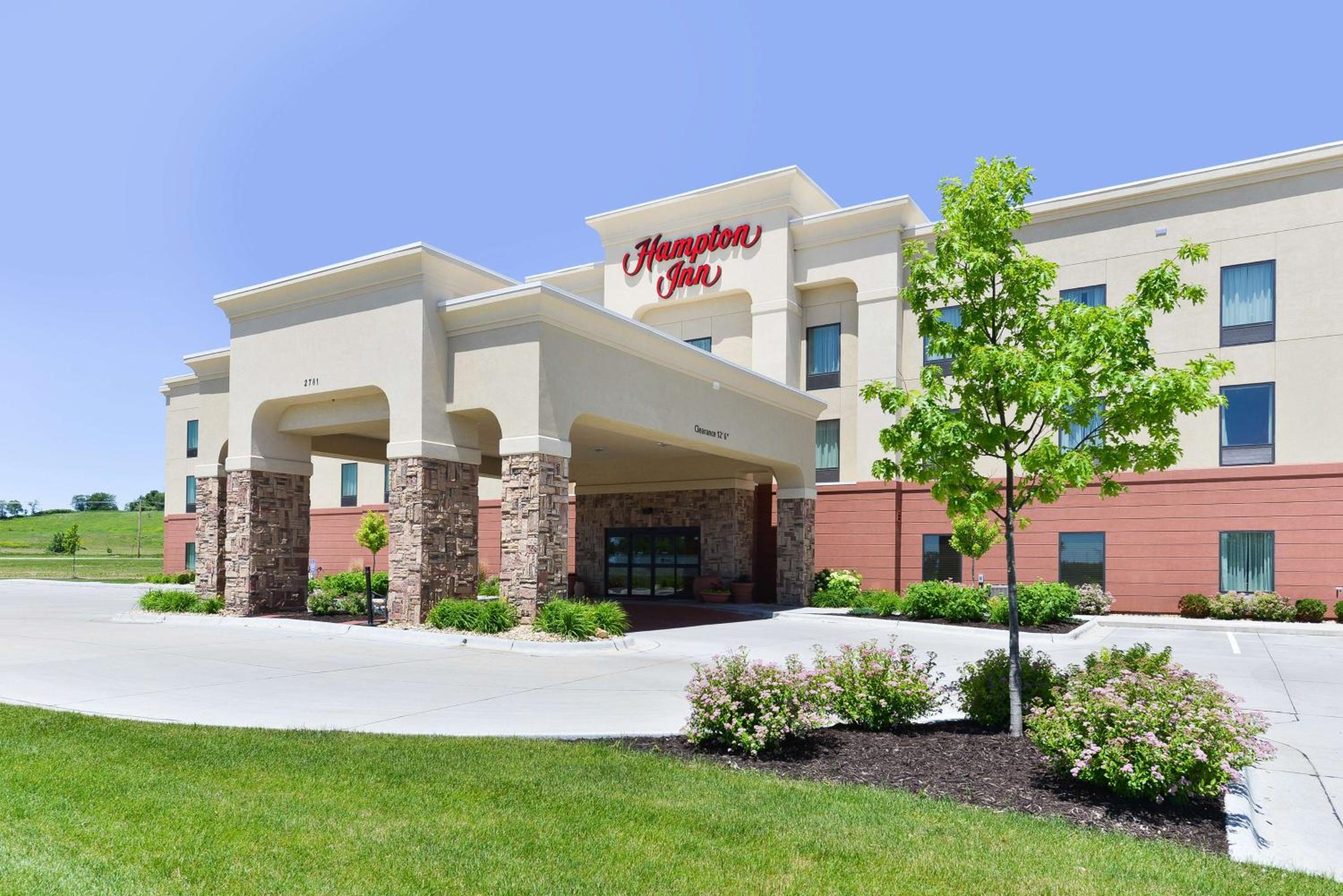 Hampton Inn Clinton view 2
