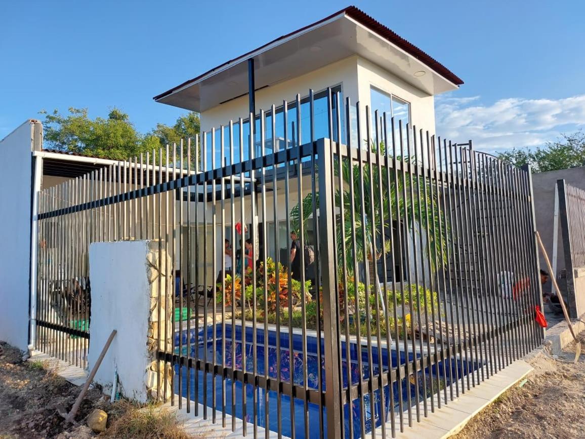 CASA CON PISCINA PRIVADA RICAURTE