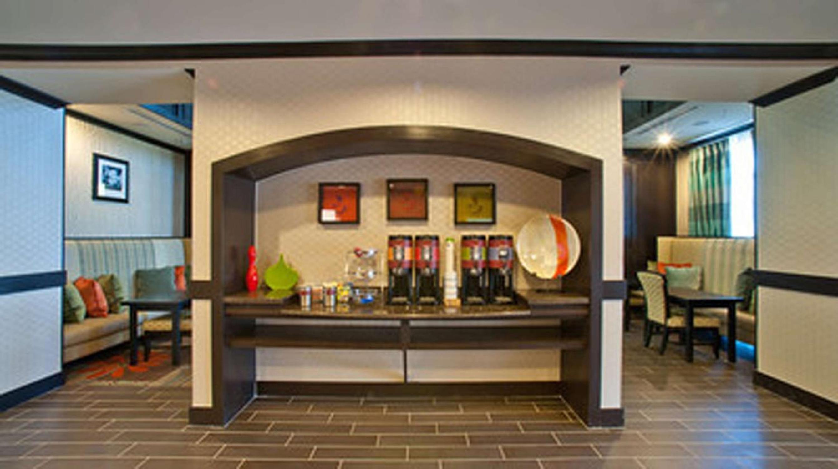 Denison Vacations - Hampton Inn  Suites Denison - Property Image 10