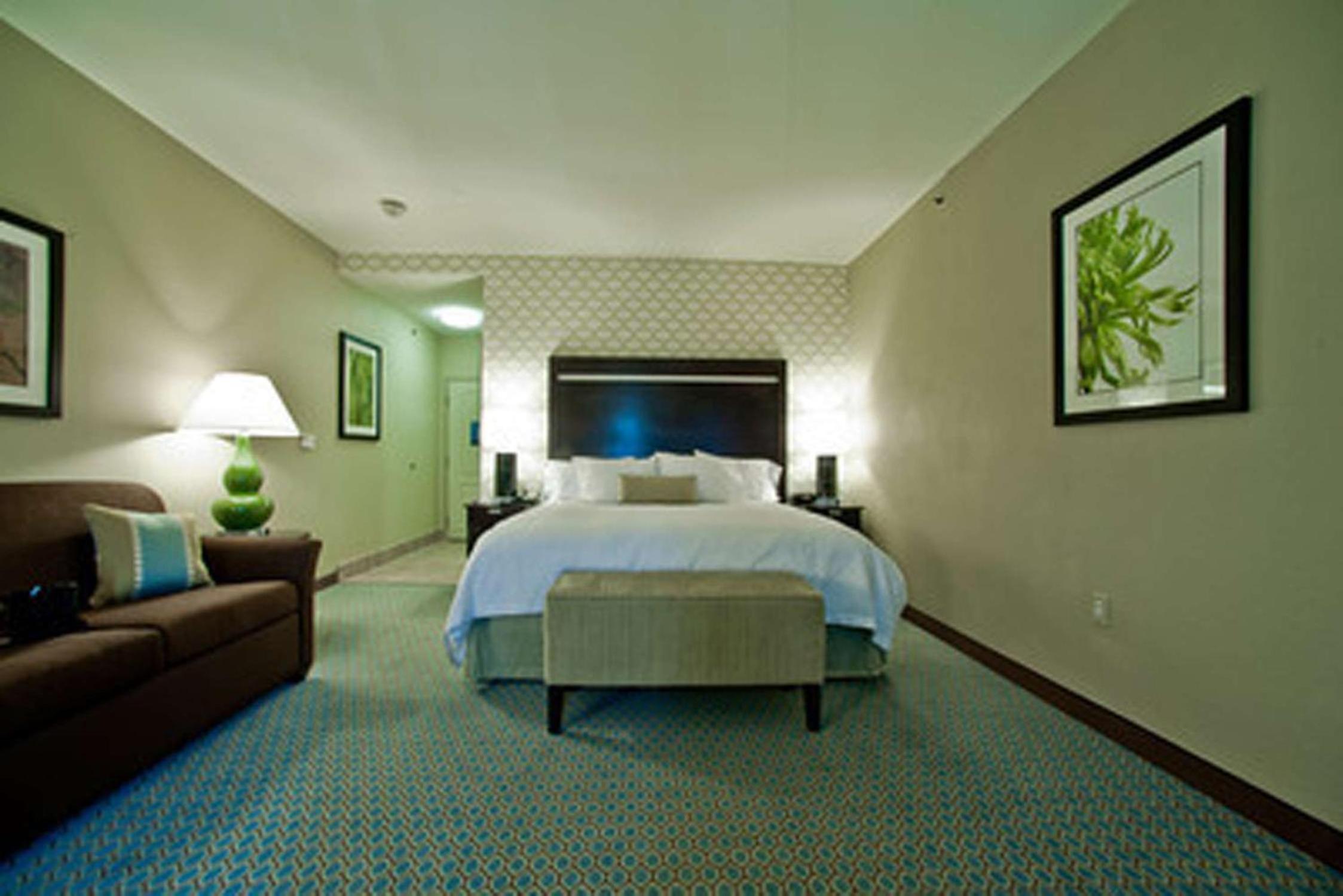 Denison Vacations - Hampton Inn  Suites Denison - Property Image 8