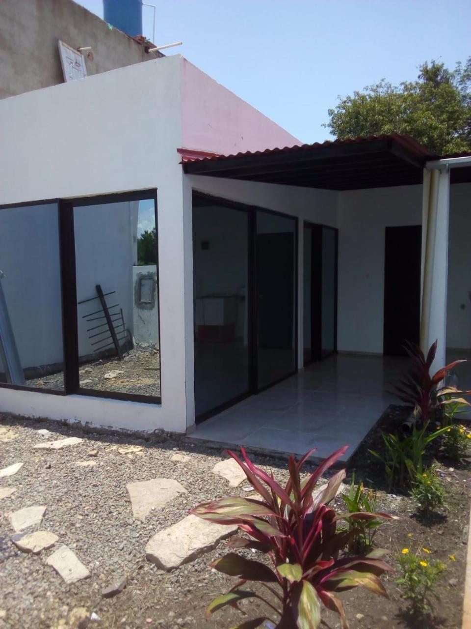 CASA CON PISCINA PRIVADA RICAURTE