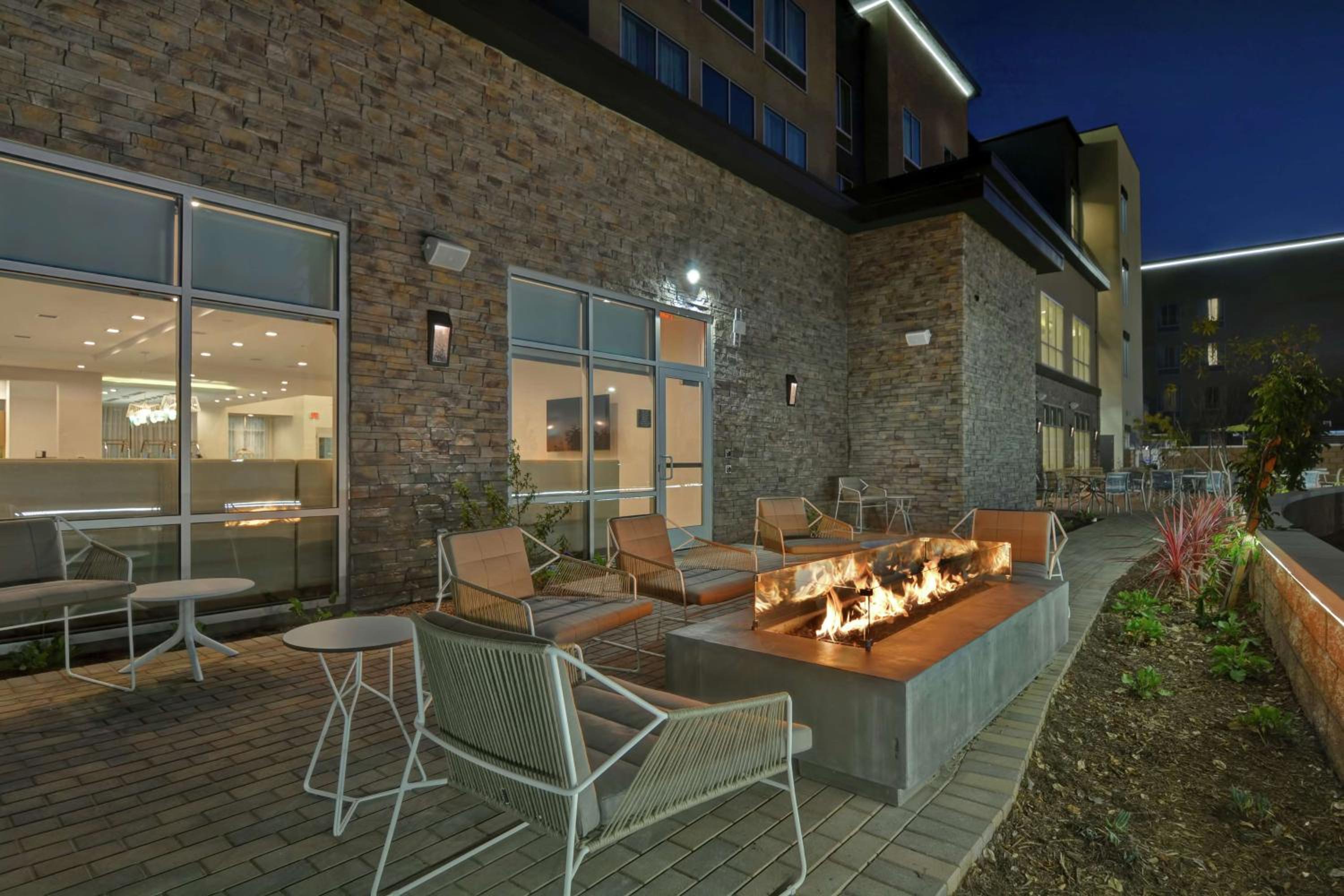 San Diego Vacations - Hampton Inn Chula Vista Eastlake - Property Image 25