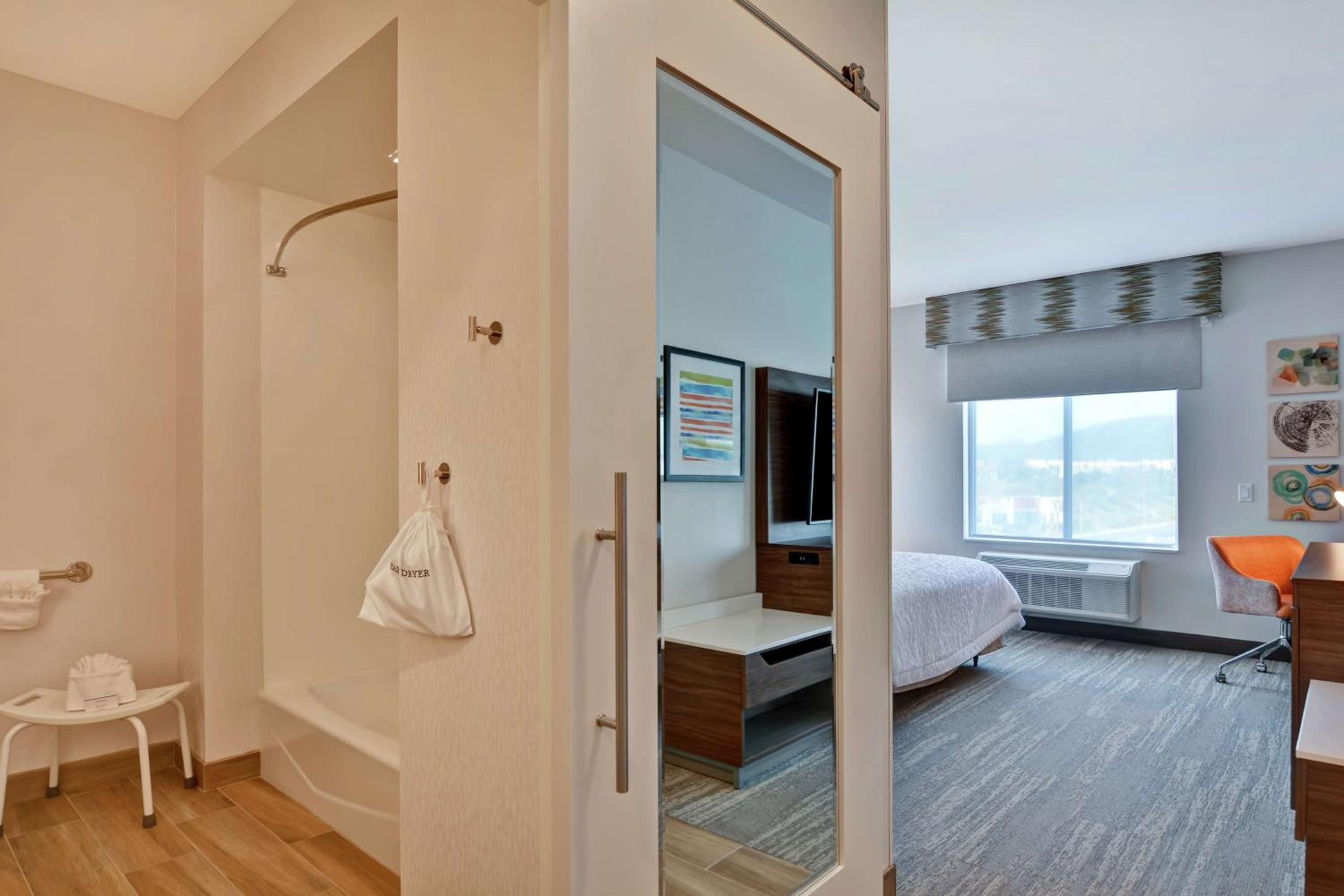 San Diego Vacations - Hampton Inn Chula Vista Eastlake - Property Image 5