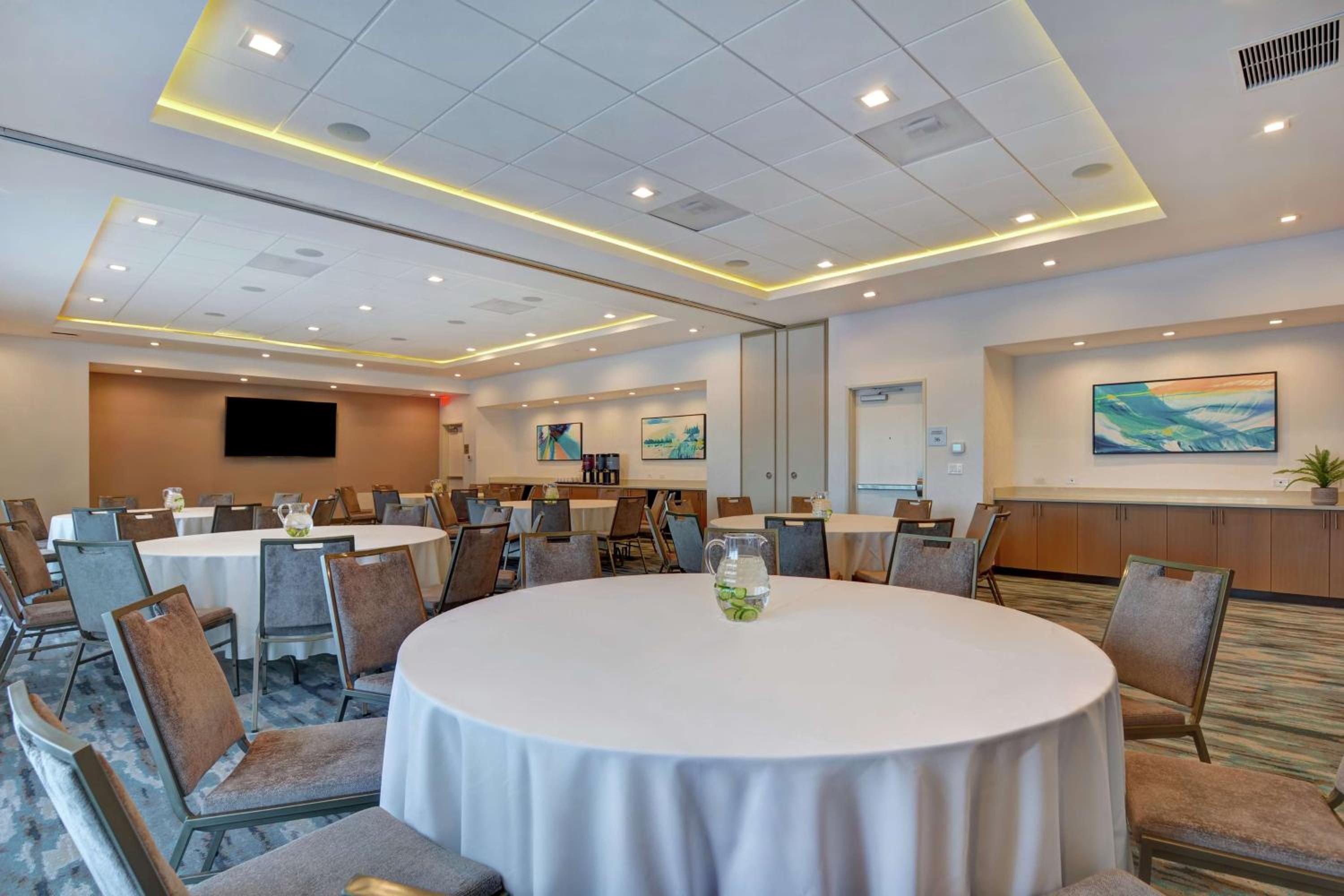 San Diego Vacations - Hampton Inn Chula Vista Eastlake - Property Image 17