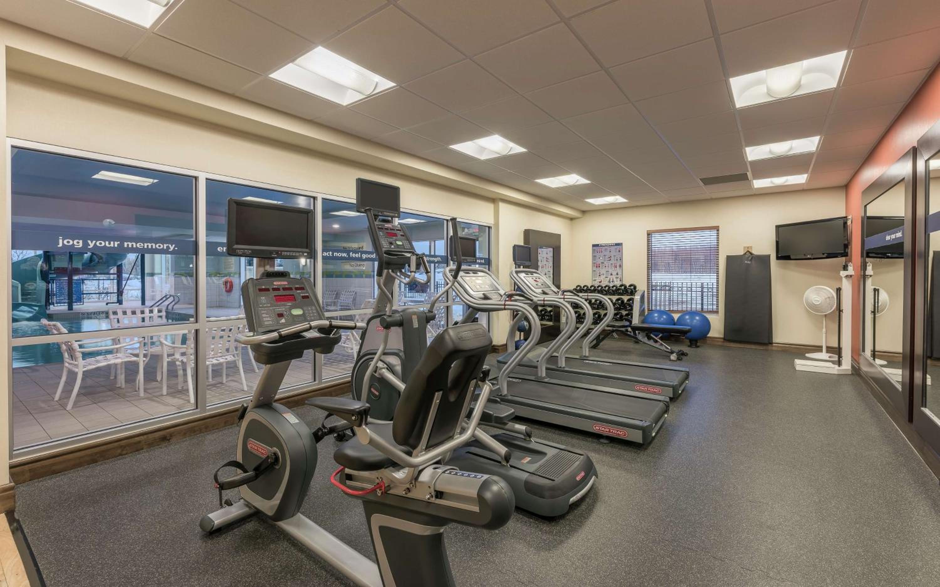 Moncton Vacations - Hampton Inn  Suites by Hilton Moncton - Property Image 5