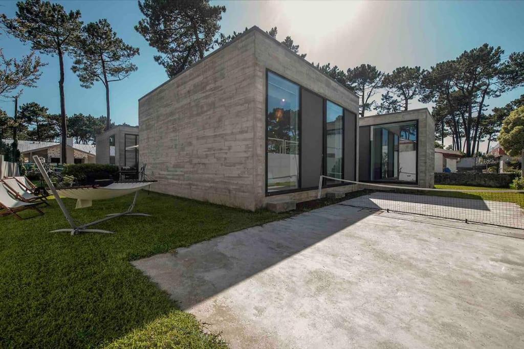 Contemporary Beach House Cabedelo view 2