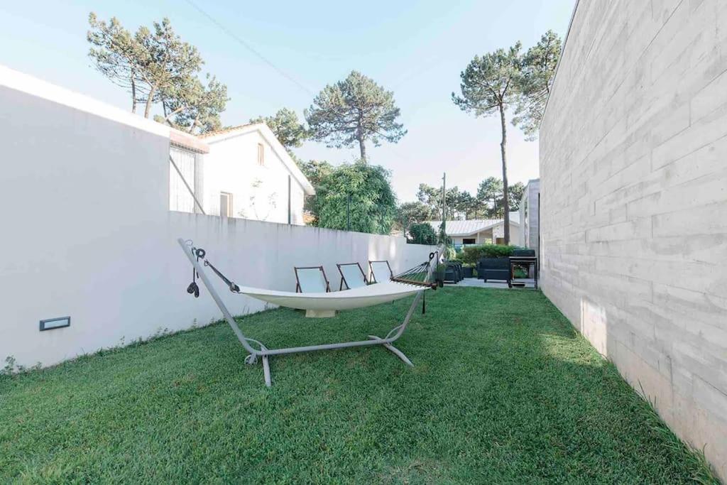 Contemporary Beach House Cabedelo view 3
