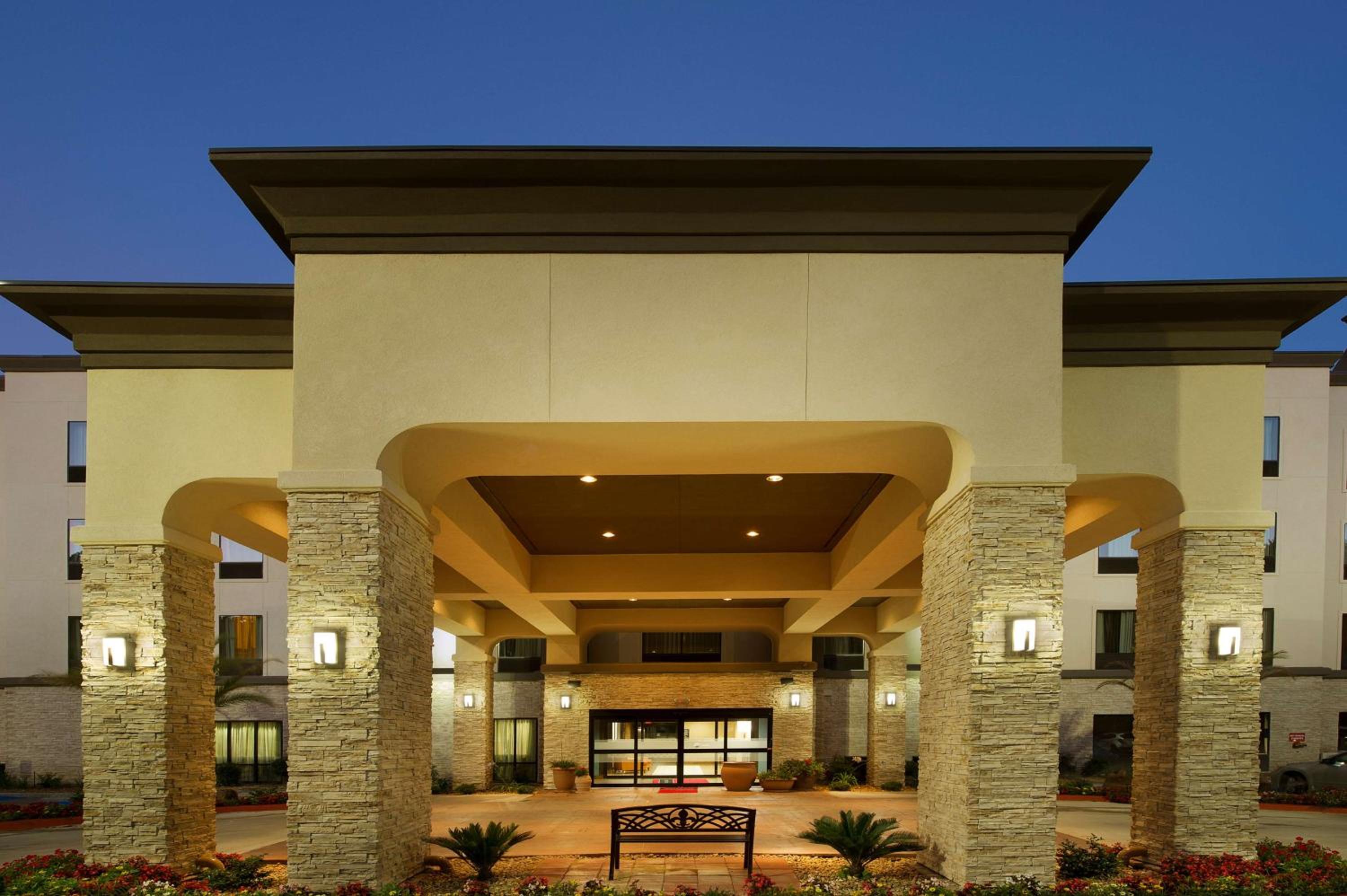 Lake Charles Vacations - Hampton Inn Lake Charles - Property Image 3