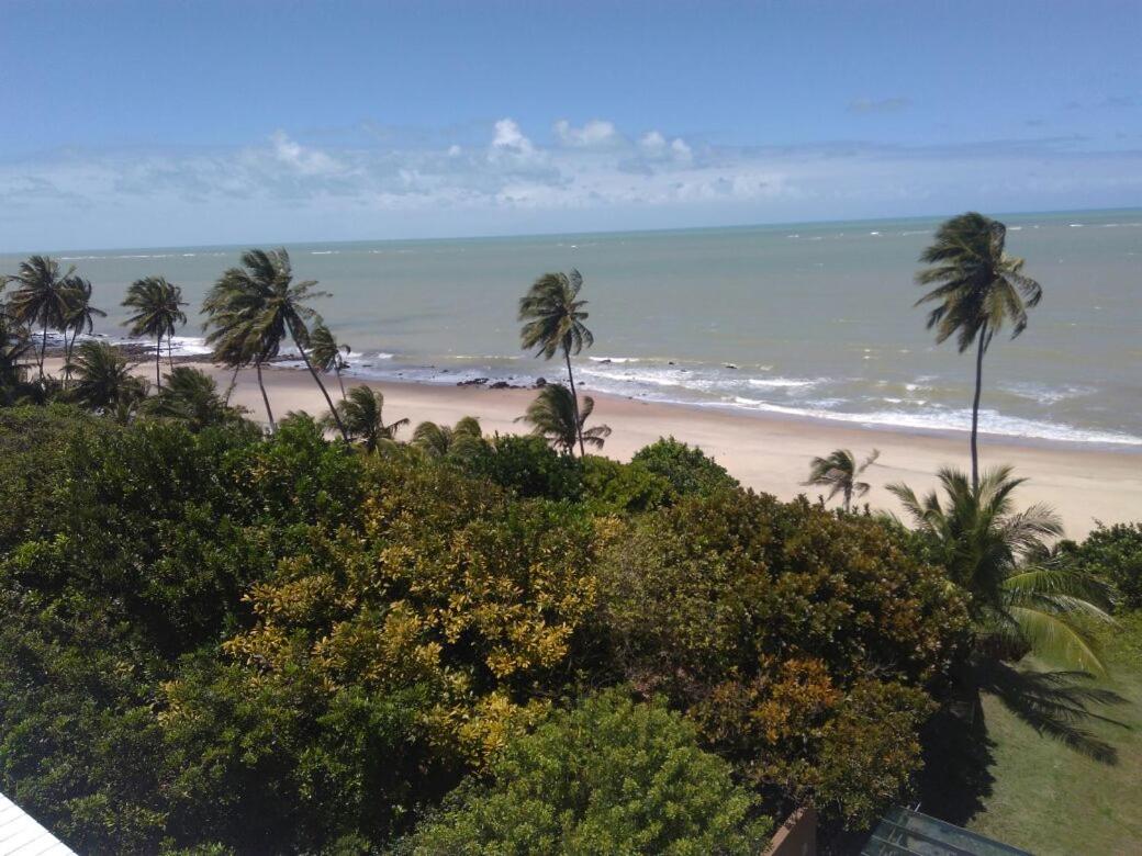 Flat de frente ao mar