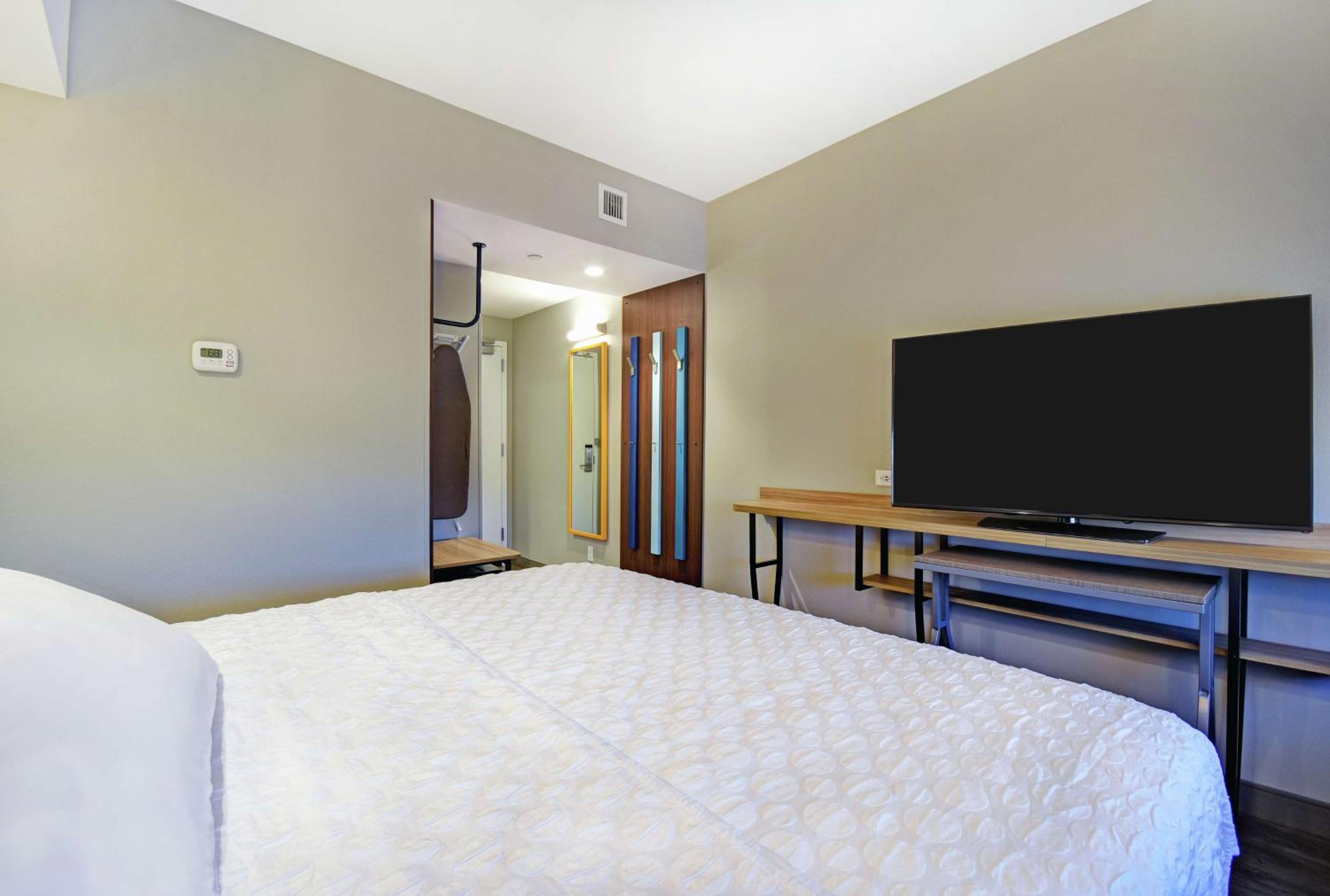 Tru By Hilton Portland Airport Area Me - Property Image 5