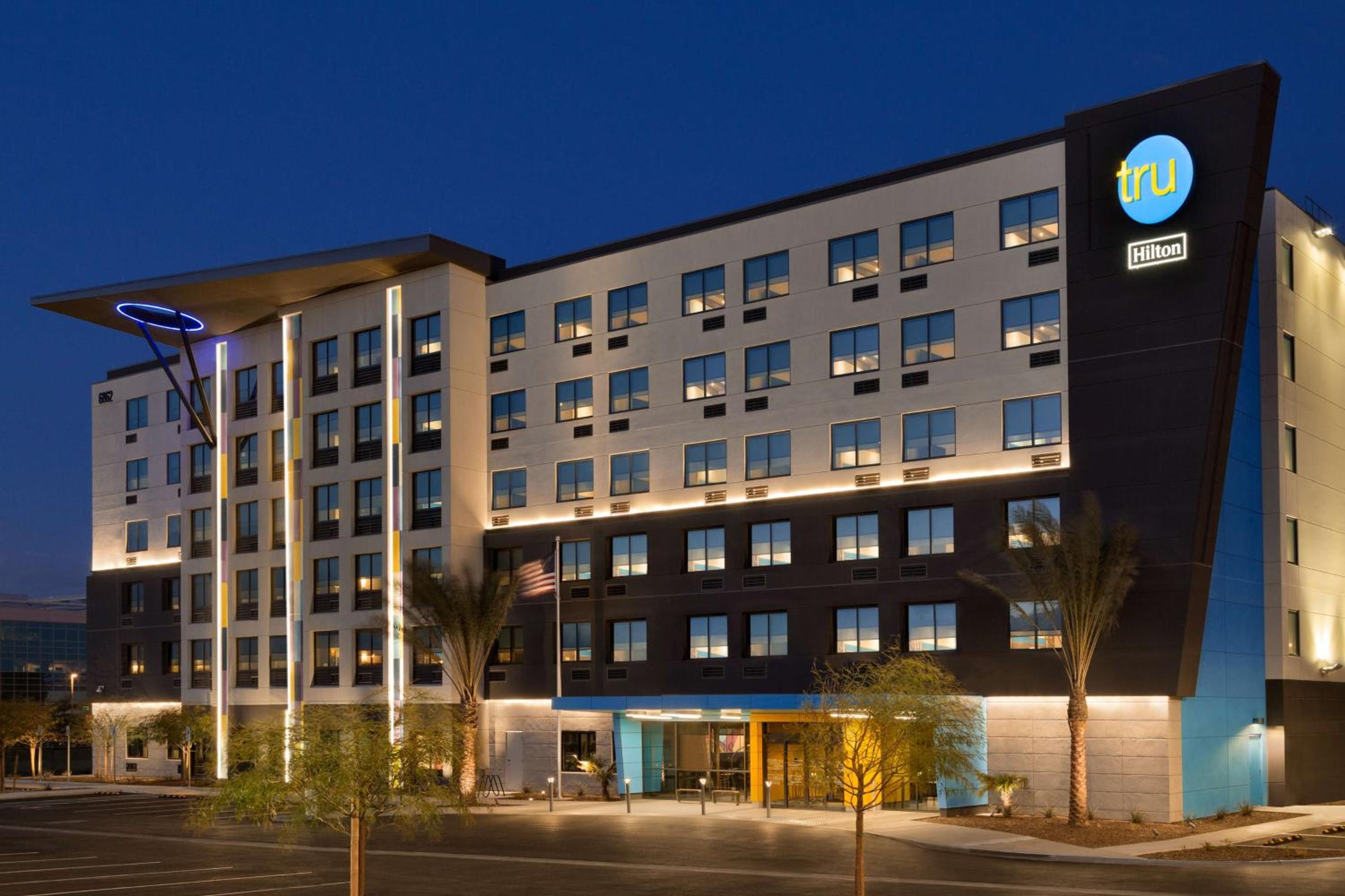 Hotel Tru by Hilton Las Vegas Airport