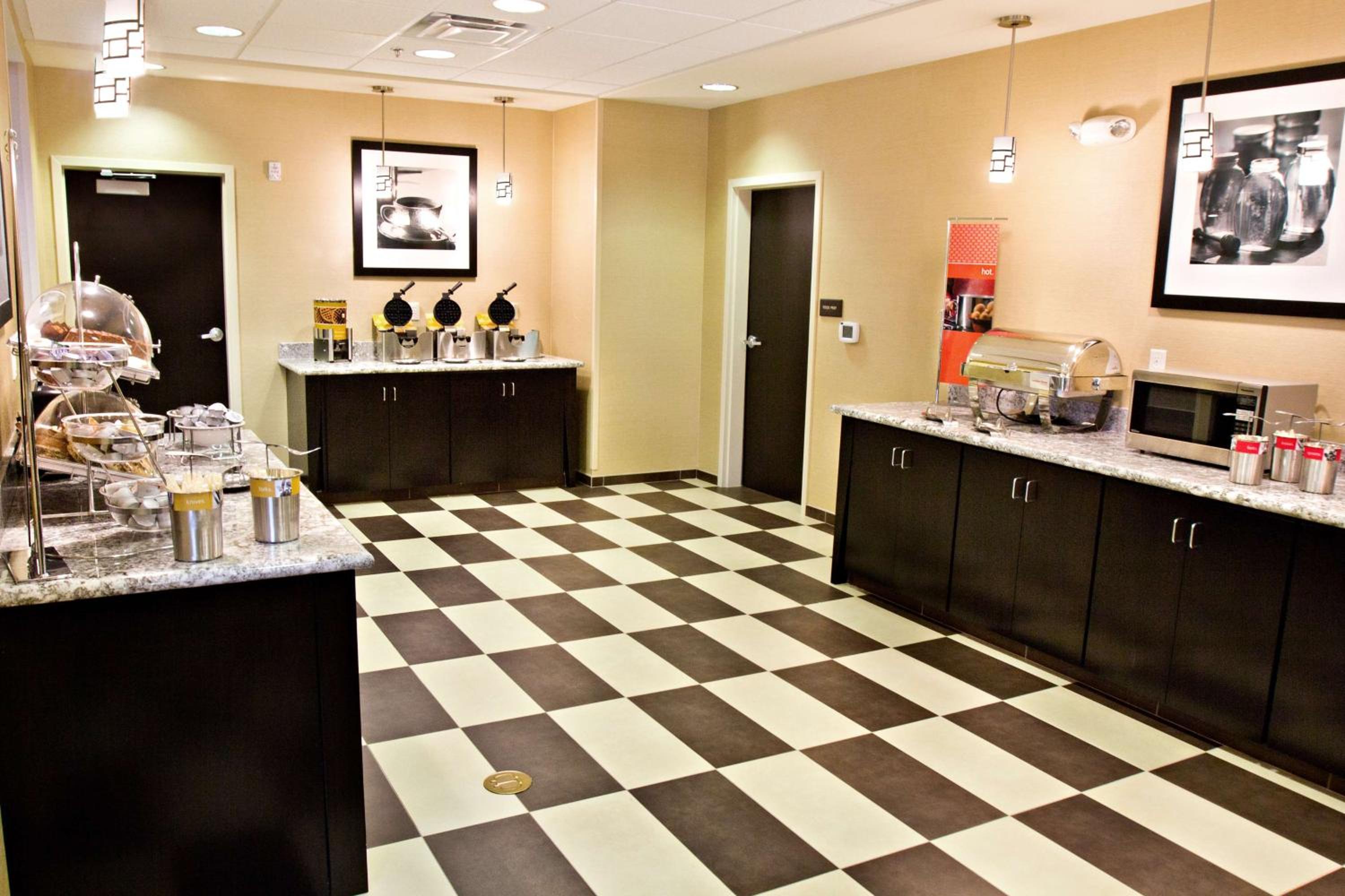 Farmington Vacations - Hampton Inn  Suites Salt Lake City/Farmington - Property Image 11