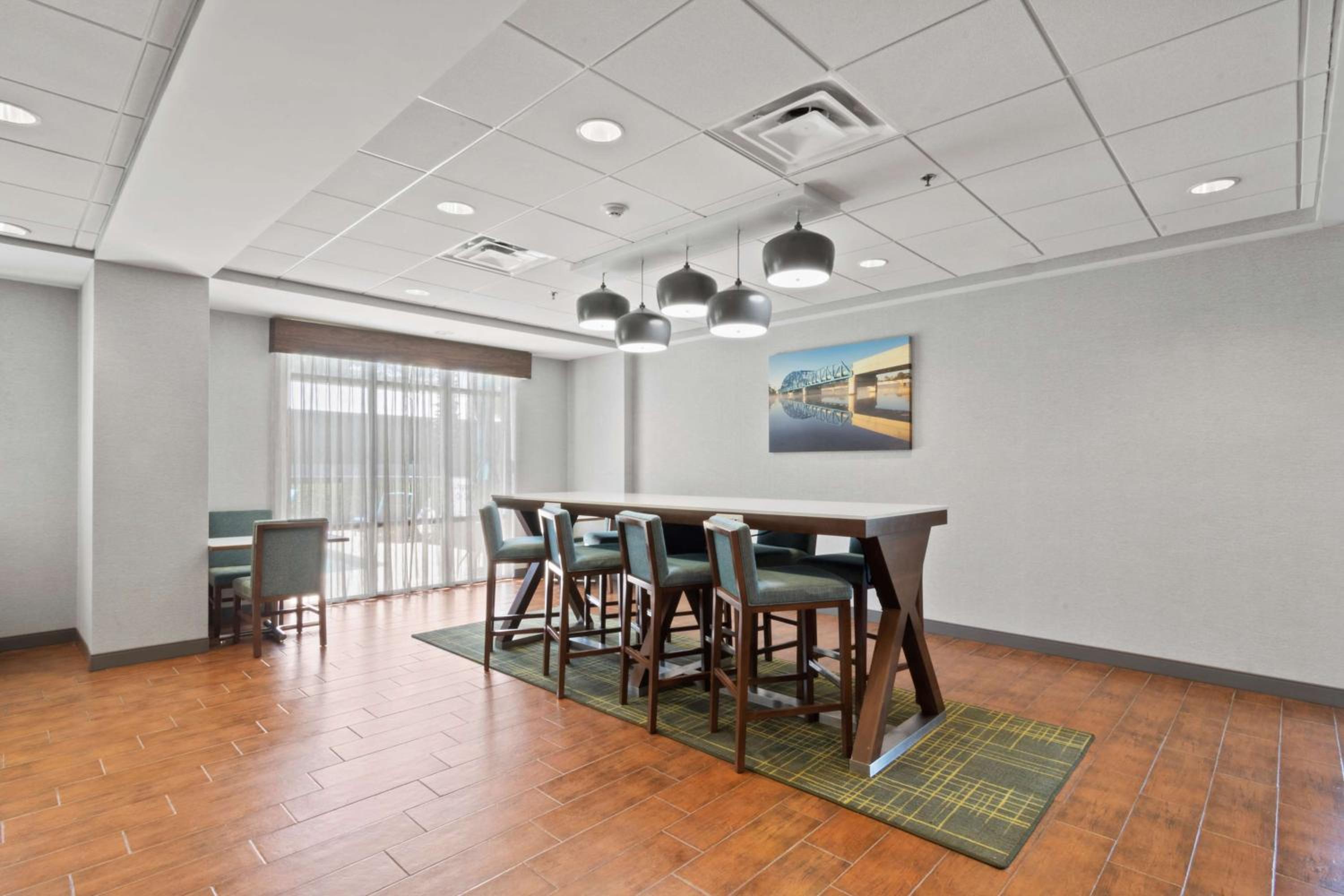 Kingsland Vacations - Hampton Inn Kingsland - Property Image 22