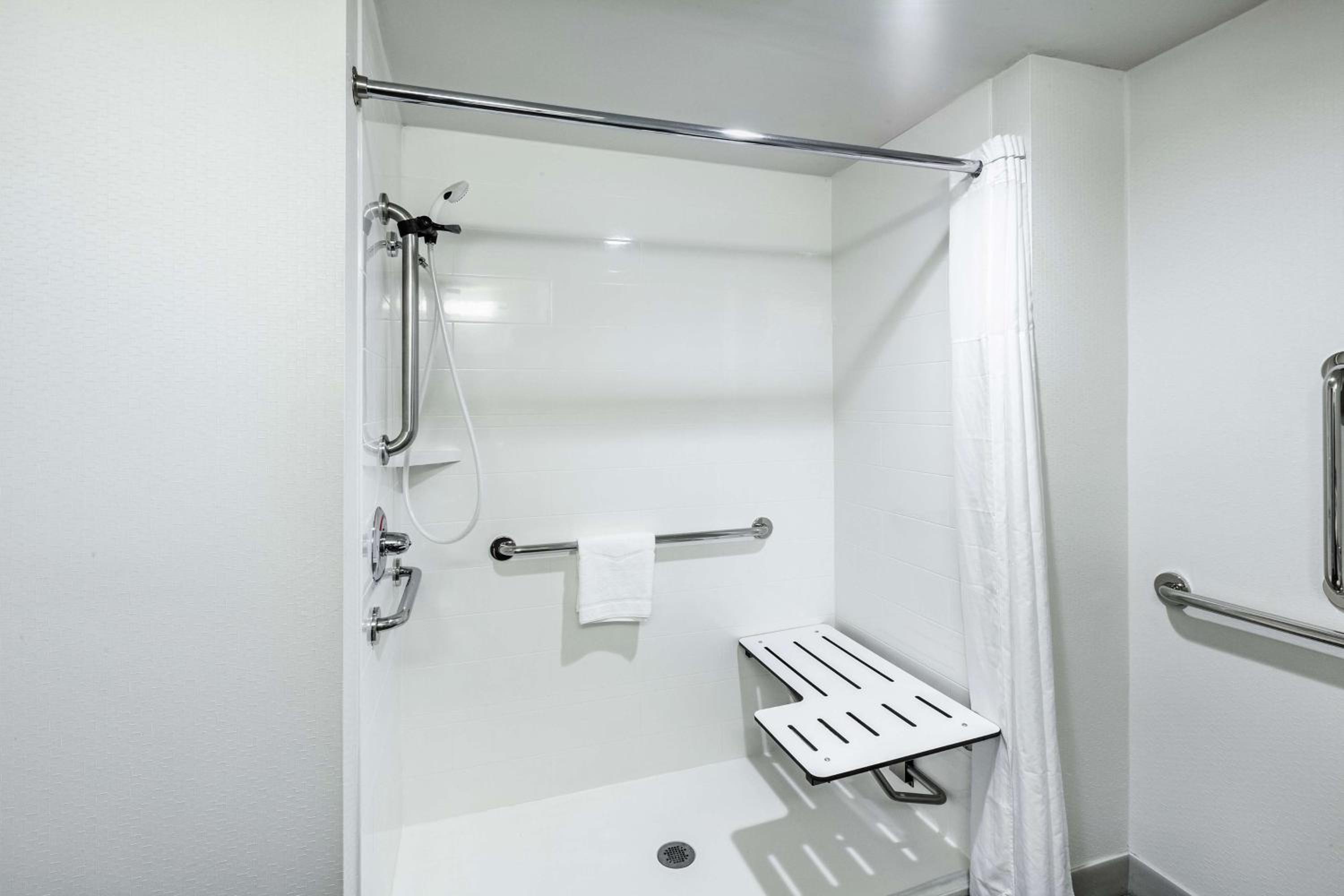Hampton Inn North Little Rock McCain Mall, AR - Property Image 2