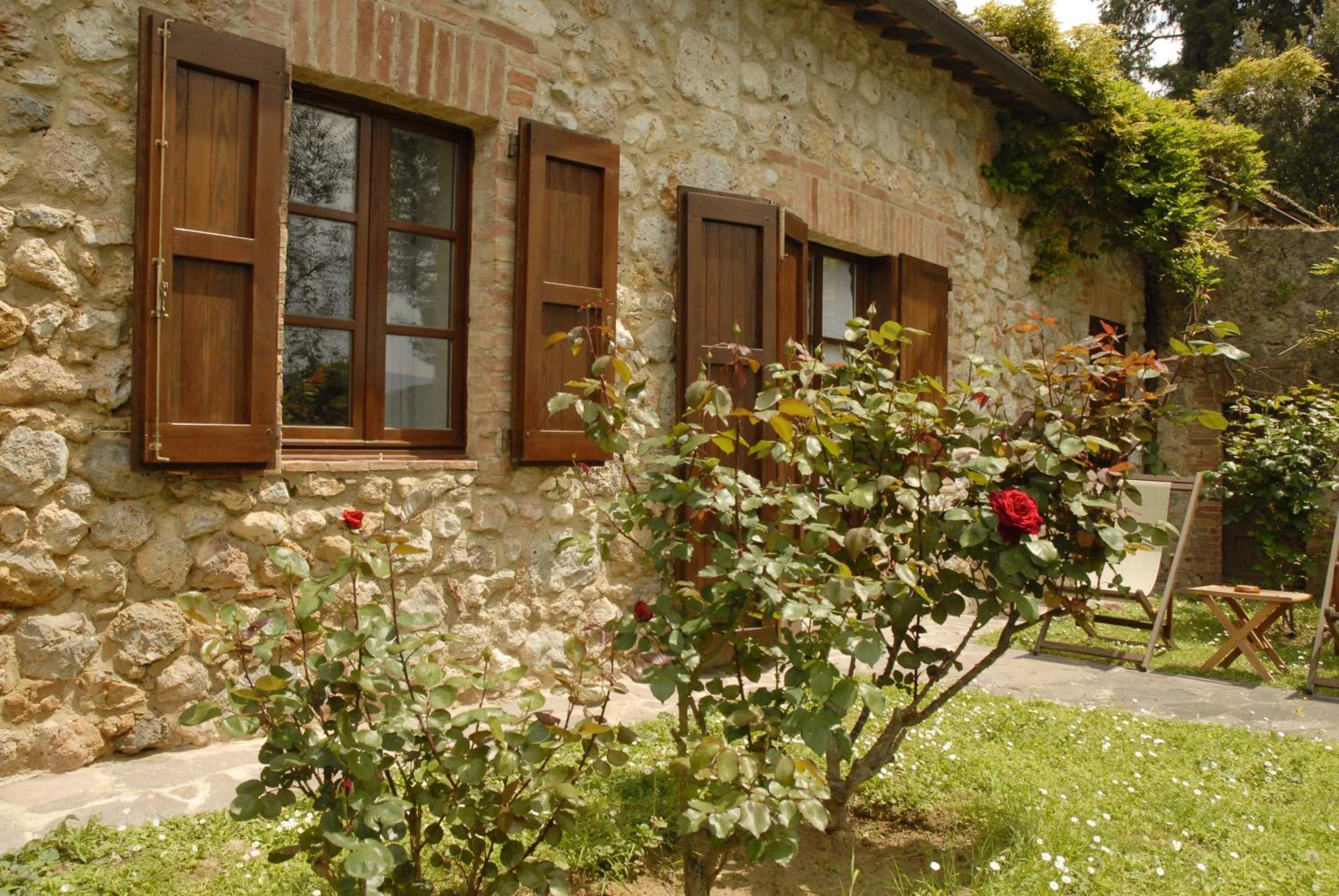 Relais Borgo Di Toiano view 4