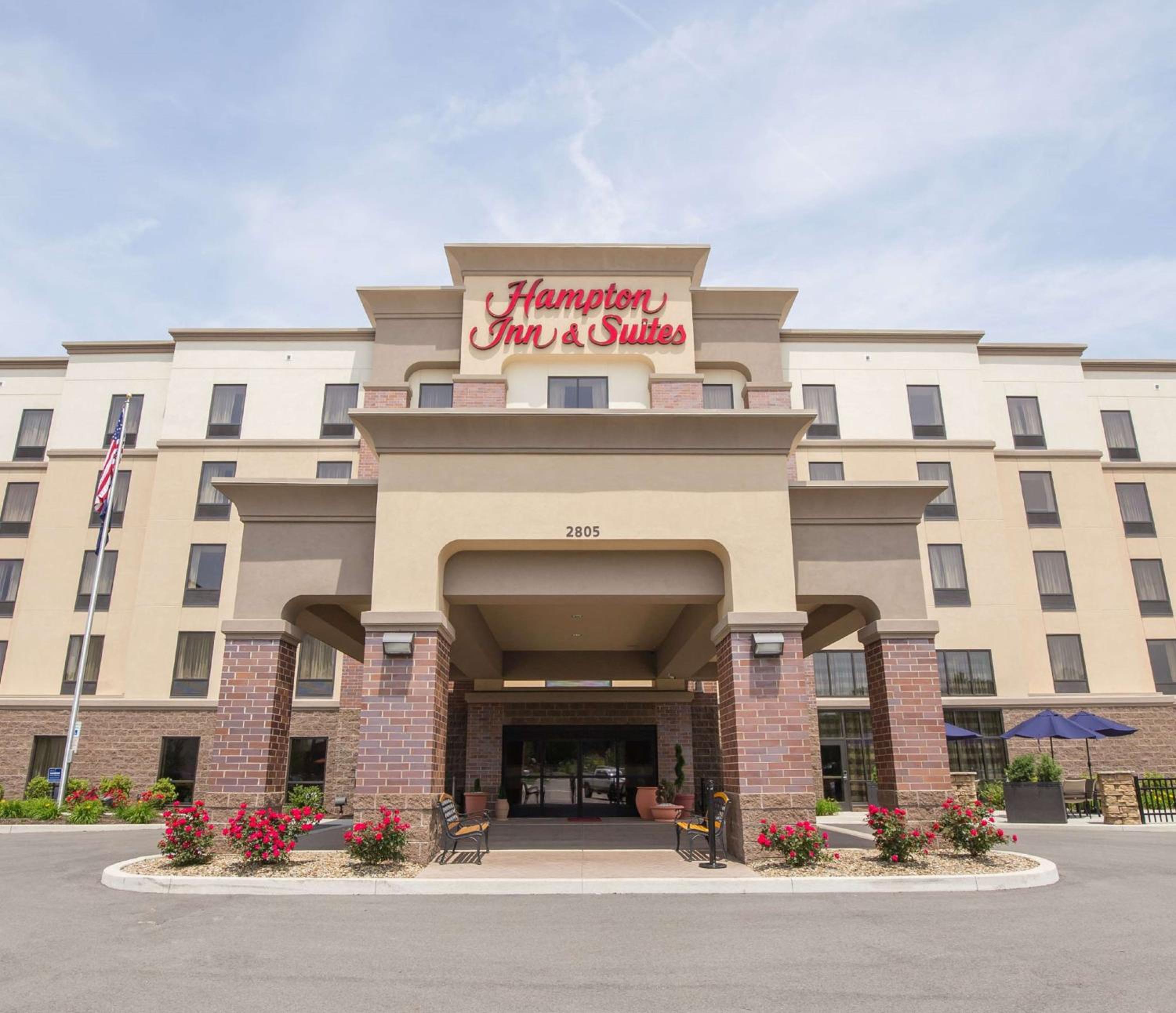 Hotel Hampton Inn & Suites - Pittsburgh/Harmarville, PA - Image 1