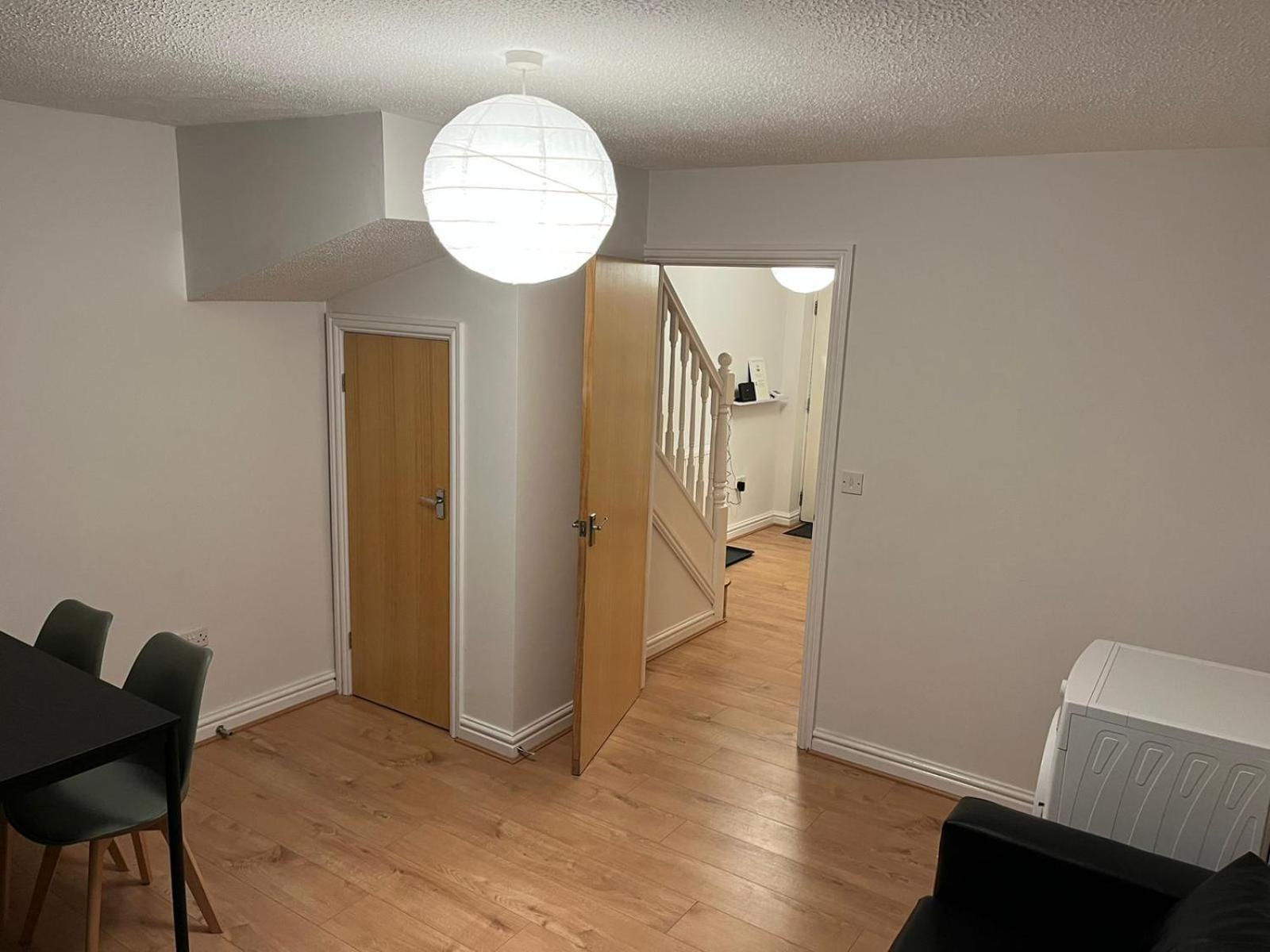 Cozy house with free parking view 3