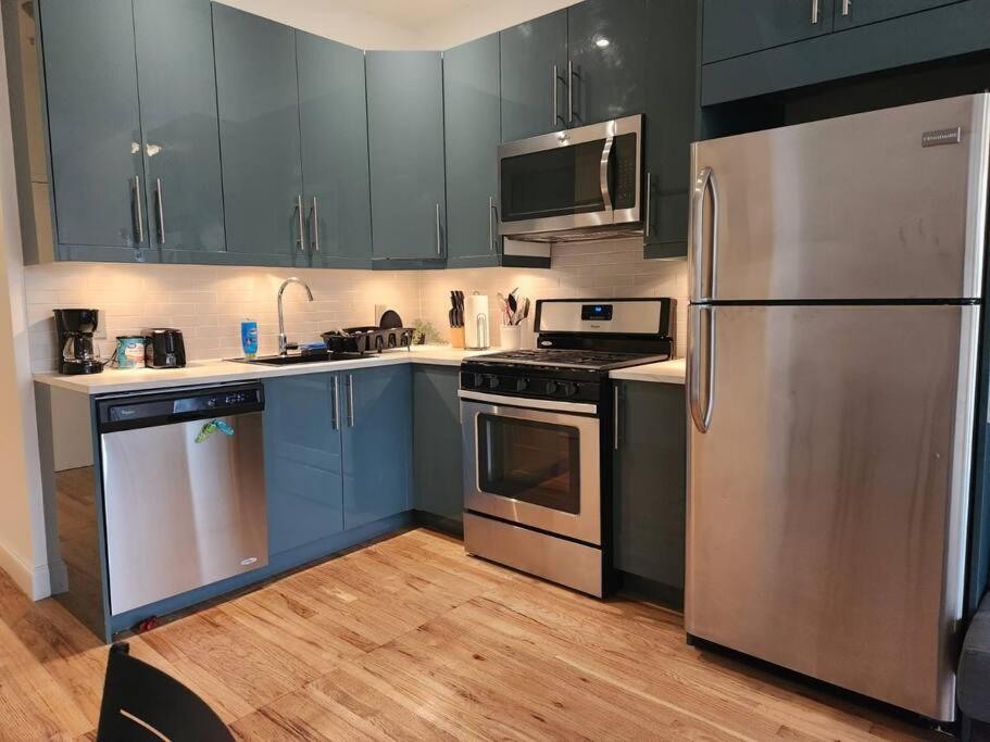 Miscellaneous Market Vacations - Deluxe Studio minutes from NYC! - Property Image 2