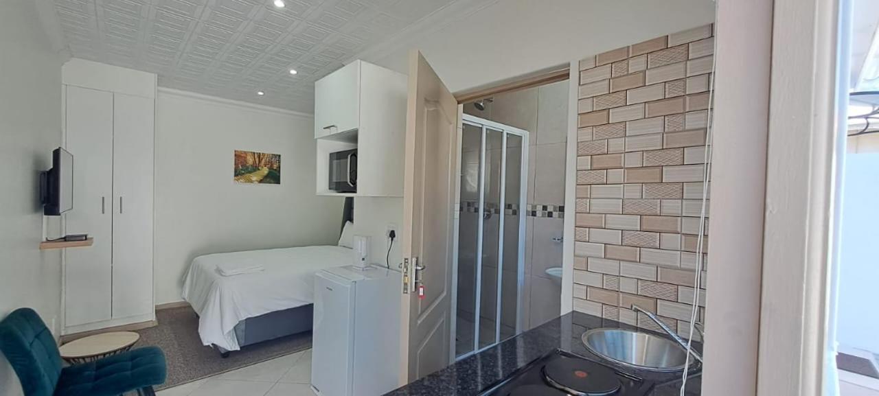 HARESCA LUXURY Accommodation Parow view 2
