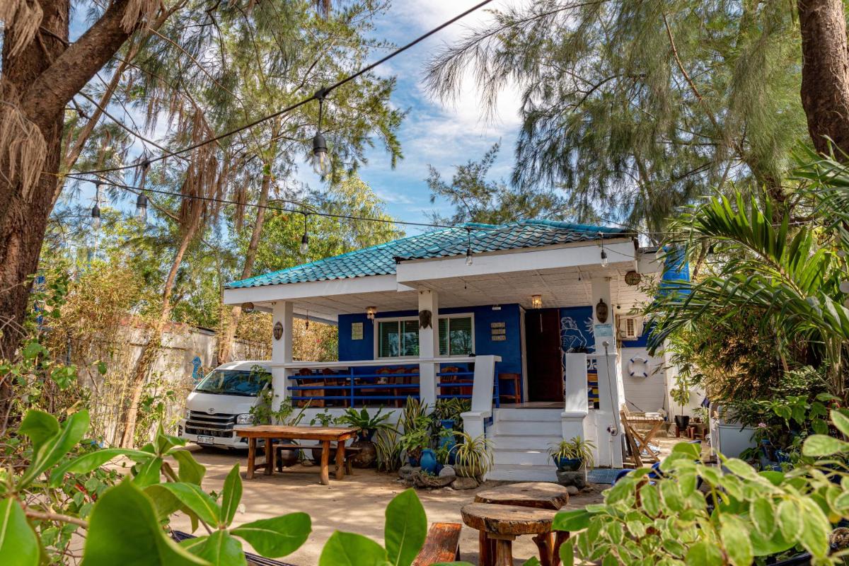 Azul Zambales Beachfront House EXCLUSIVE