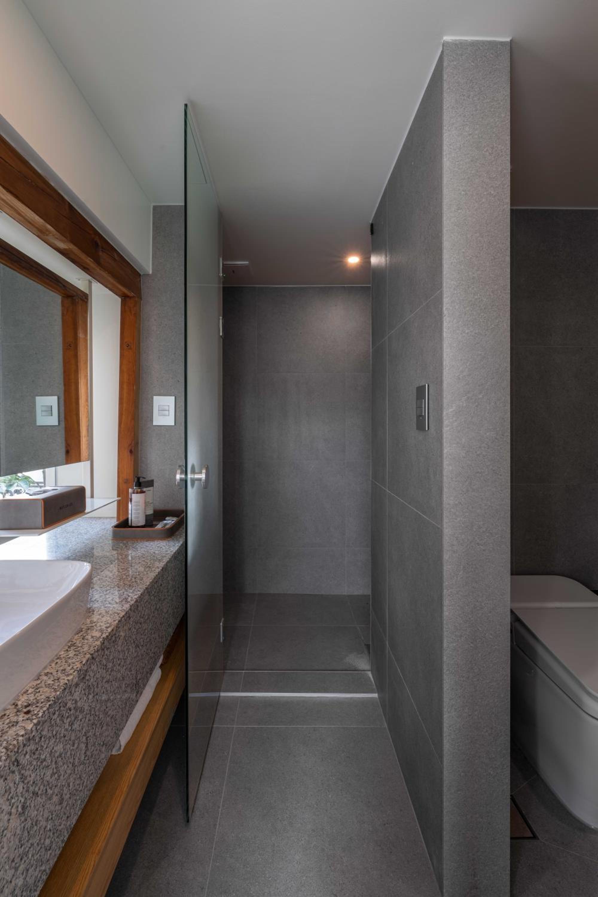 Luxury Hanok Bukchon Summit view 4