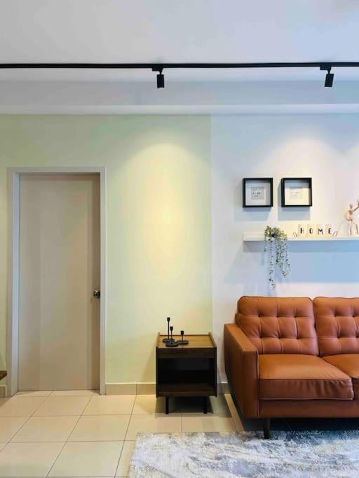 NEW Chic Cosy Sepang KLIA KLIA2 5-7 Pax photo 5