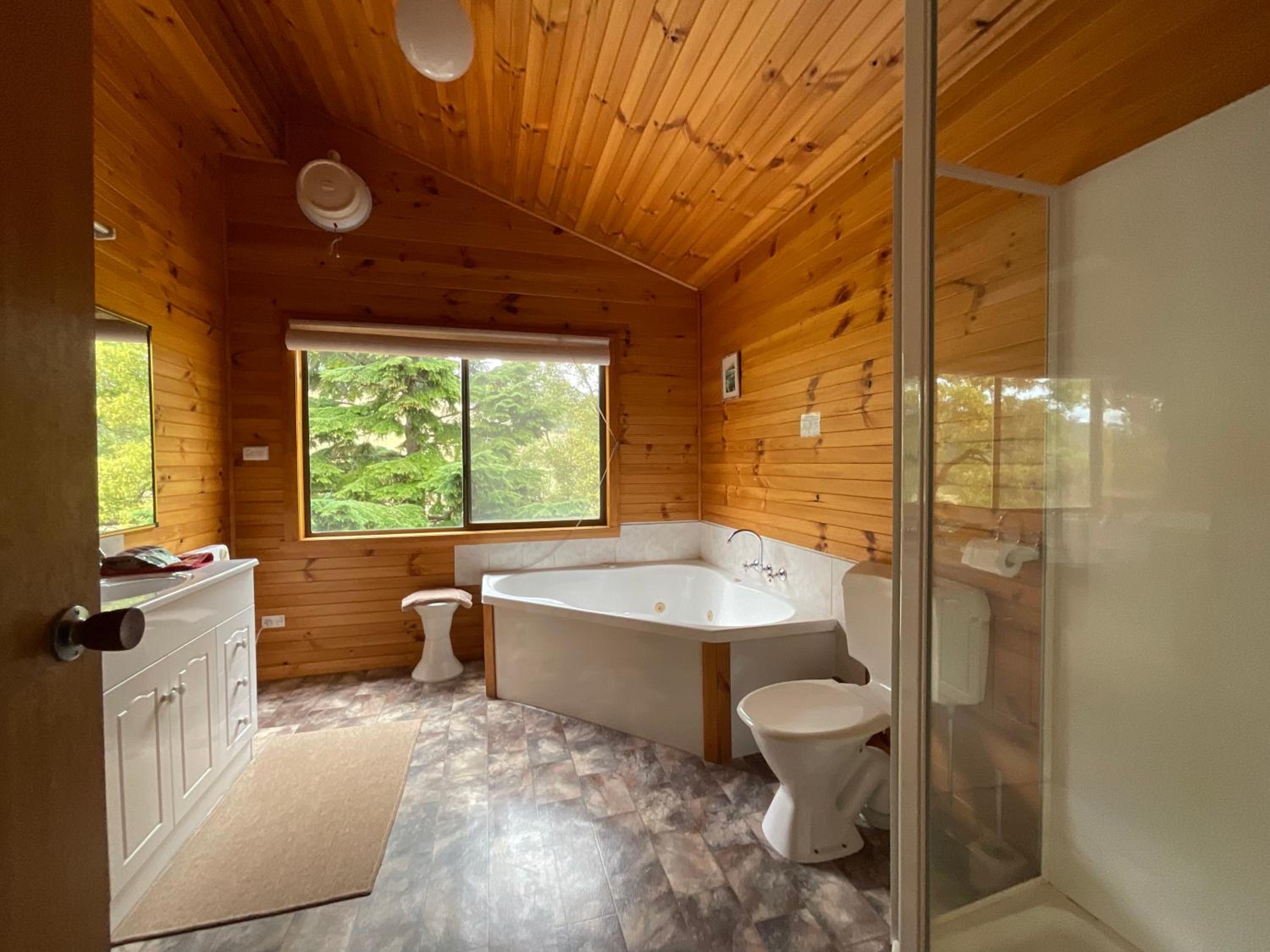 Silver Ridge Retreat