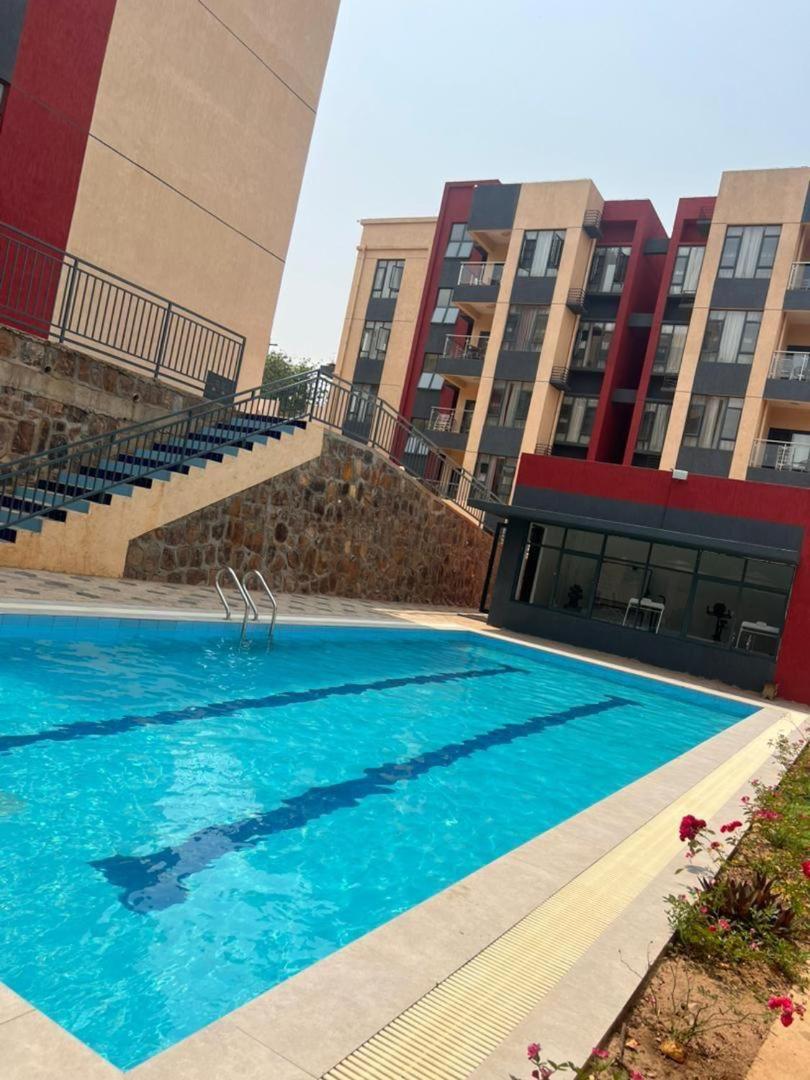 Claire Aparthotel