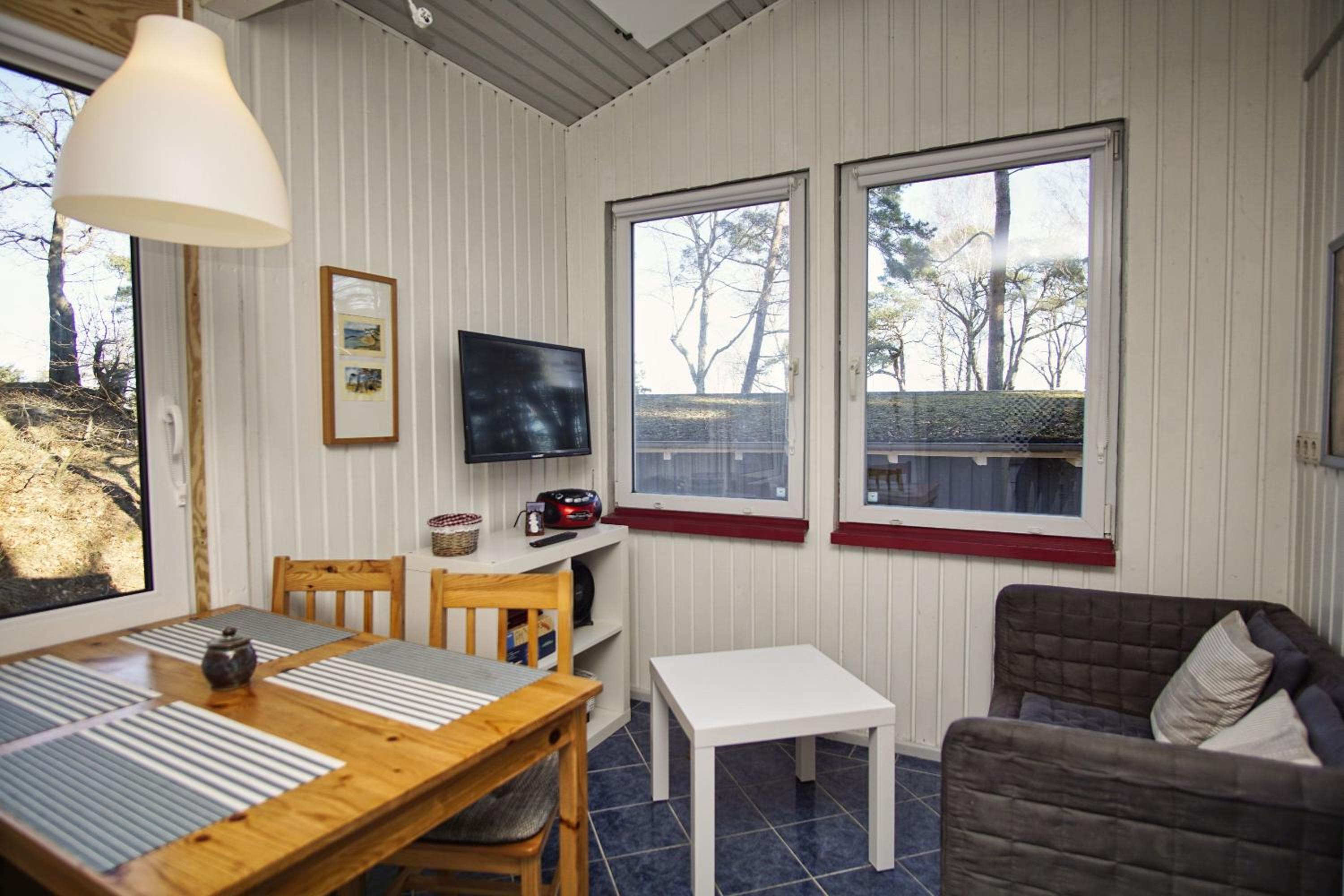 Strandnaher Ferienbungalow mit Terrasse - Chalet Ostsee Nr 49