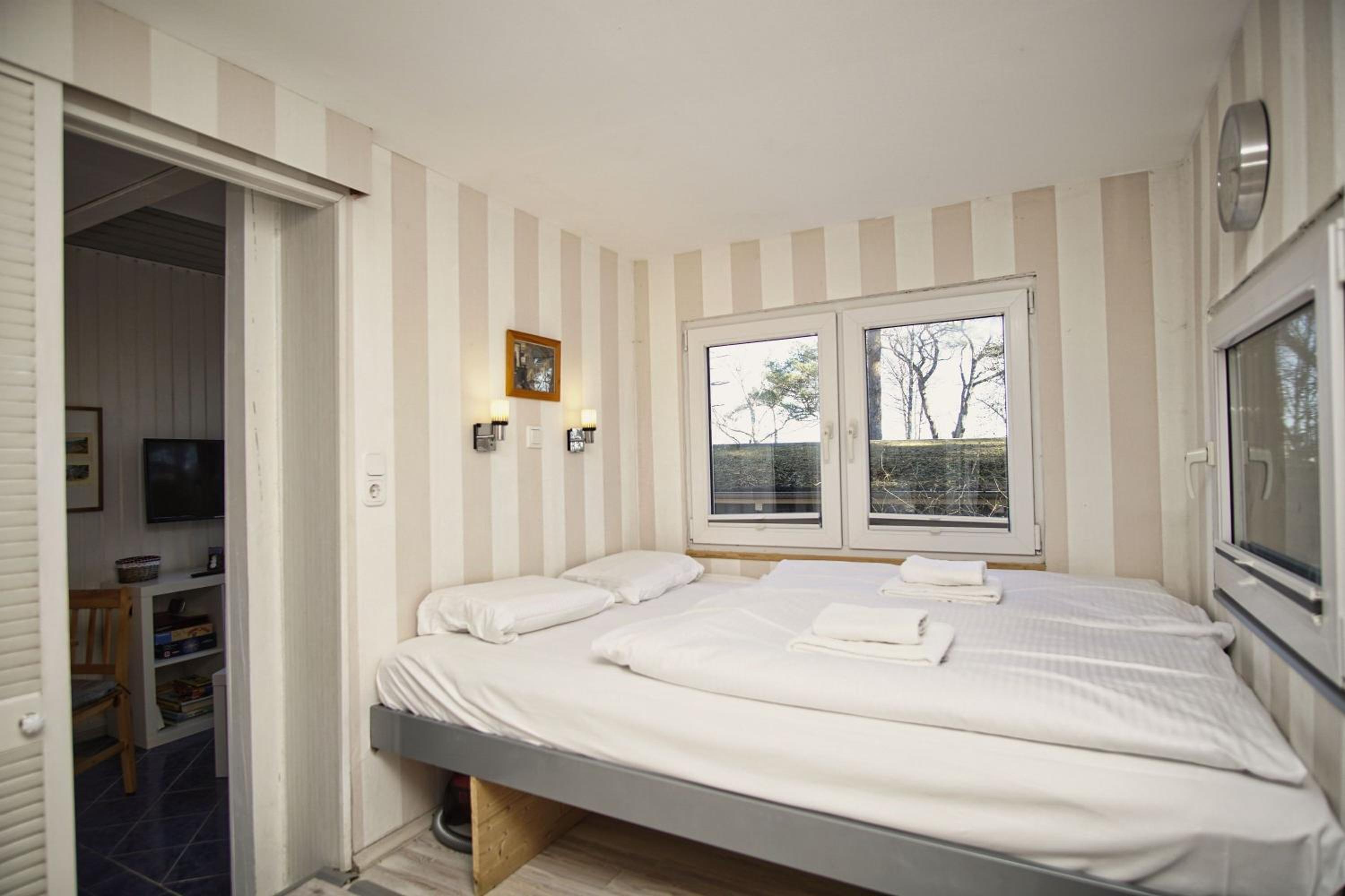 Strandnaher Ferienbungalow mit Terrasse - Chalet Ostsee Nr 49
