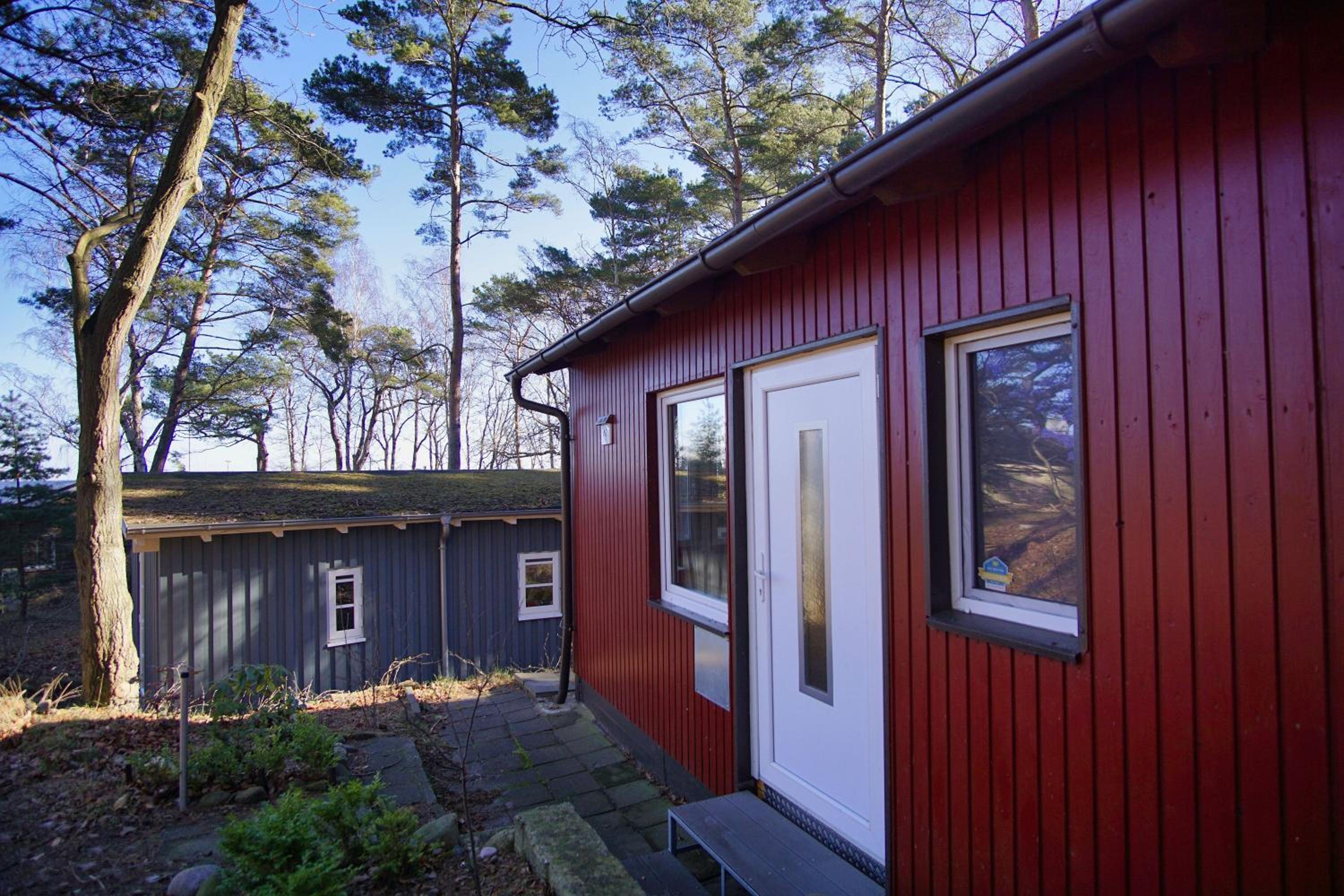 Strandnaher Ferienbungalow mit Terrasse - Chalet Ostsee Nr 49