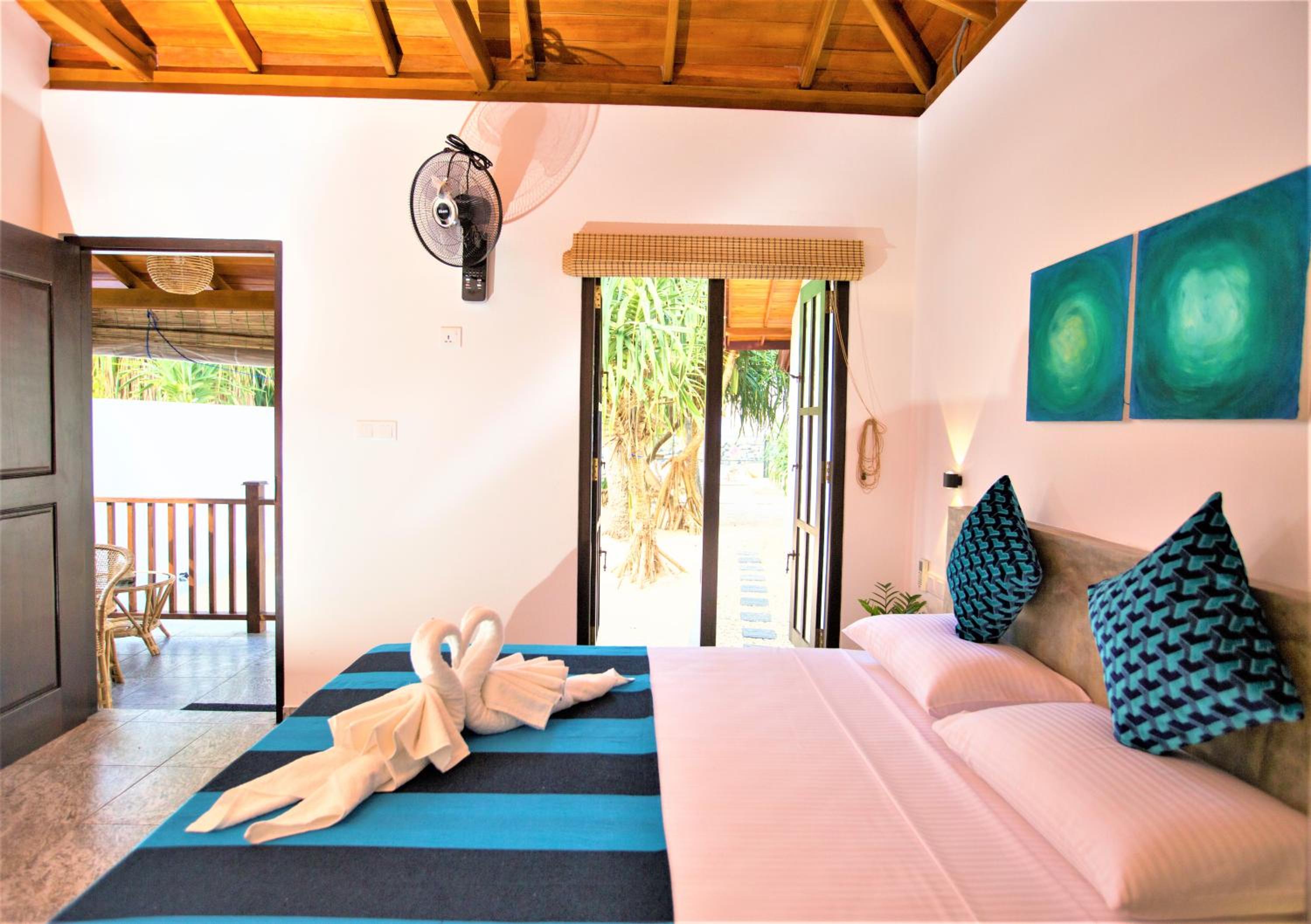 Sea Shell Villa Hikkaduwa 2 Separate Cabanas Ocean Front Villa view 3