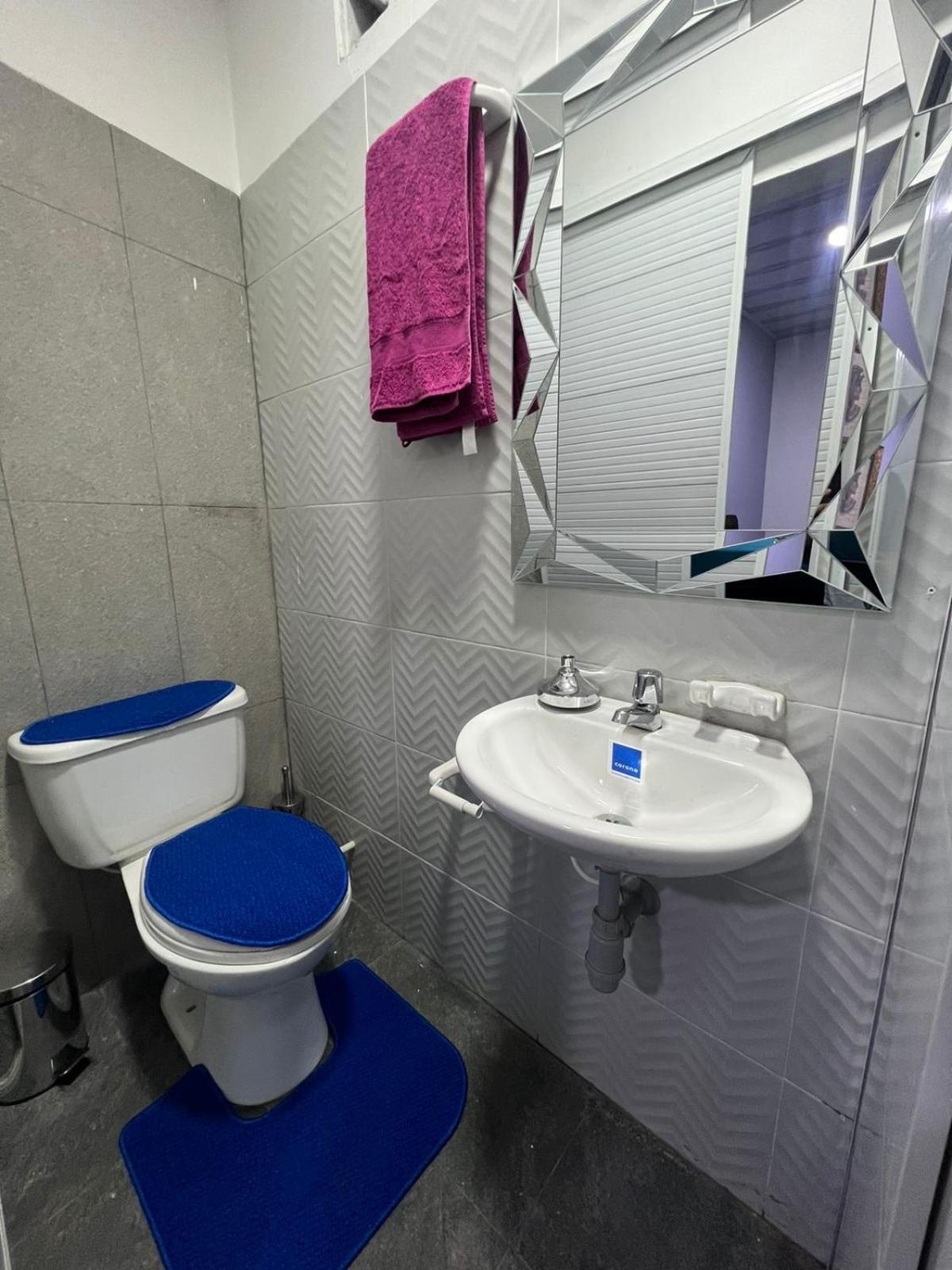 Hostal Queens Deluxe