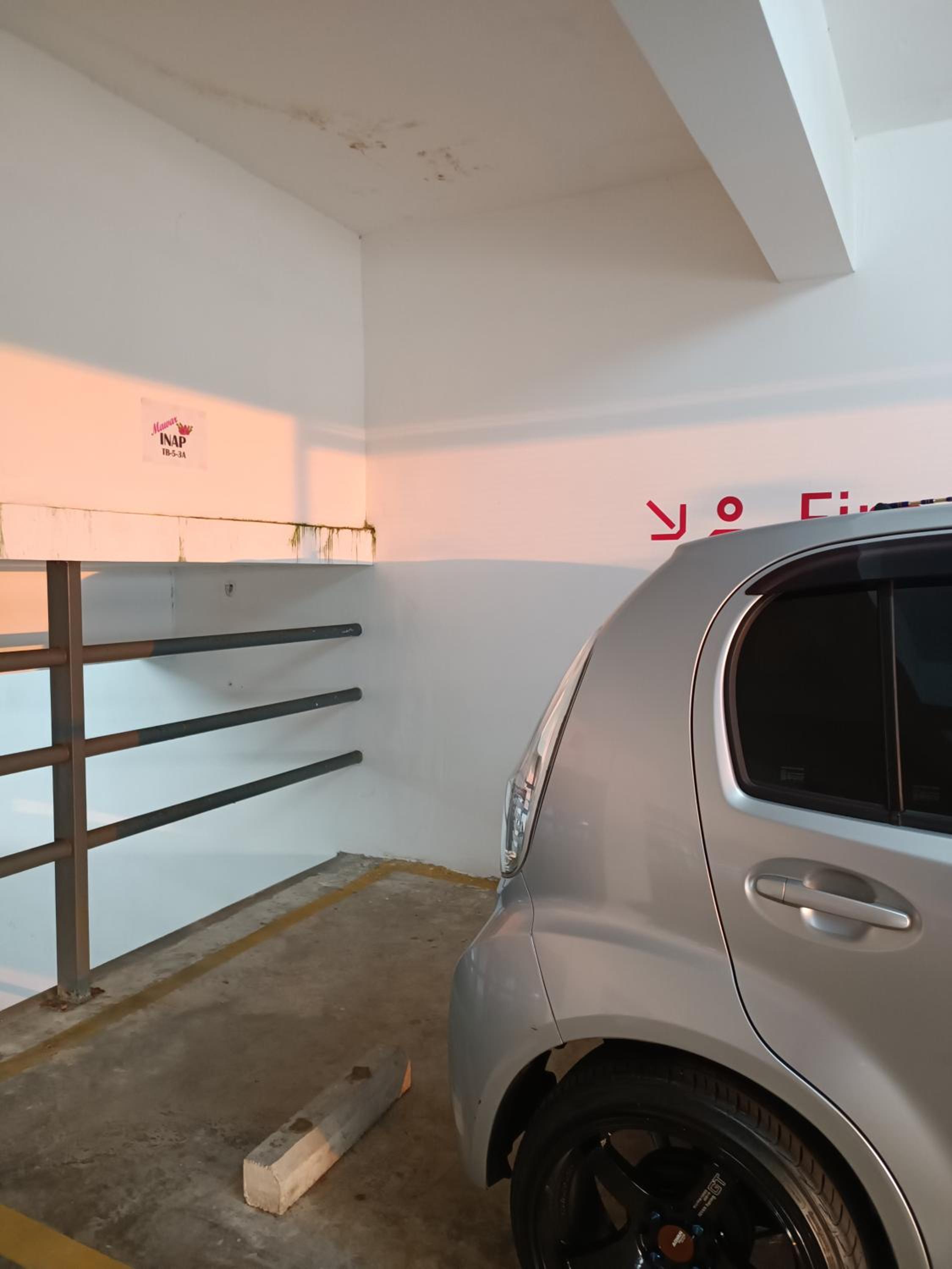 Timurbay Seafront Residence Mawar Inap Homestay photo 1