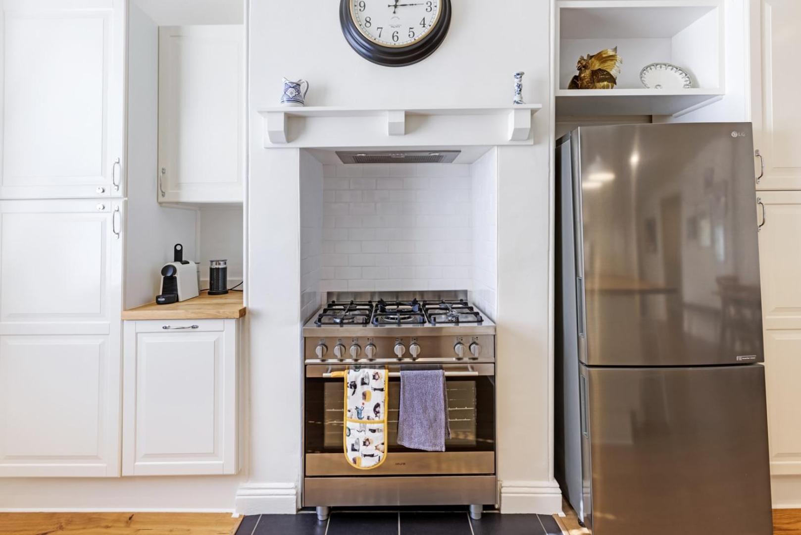 Hatton Ville Fireplace Village 5 Minutes Gardens