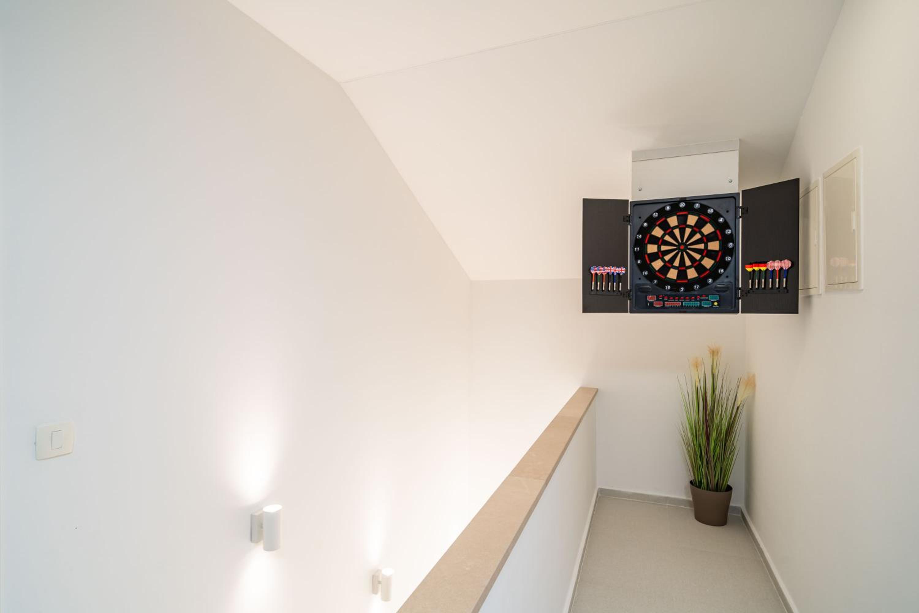 Villa Petmat - with private pool and 6 bedrooms