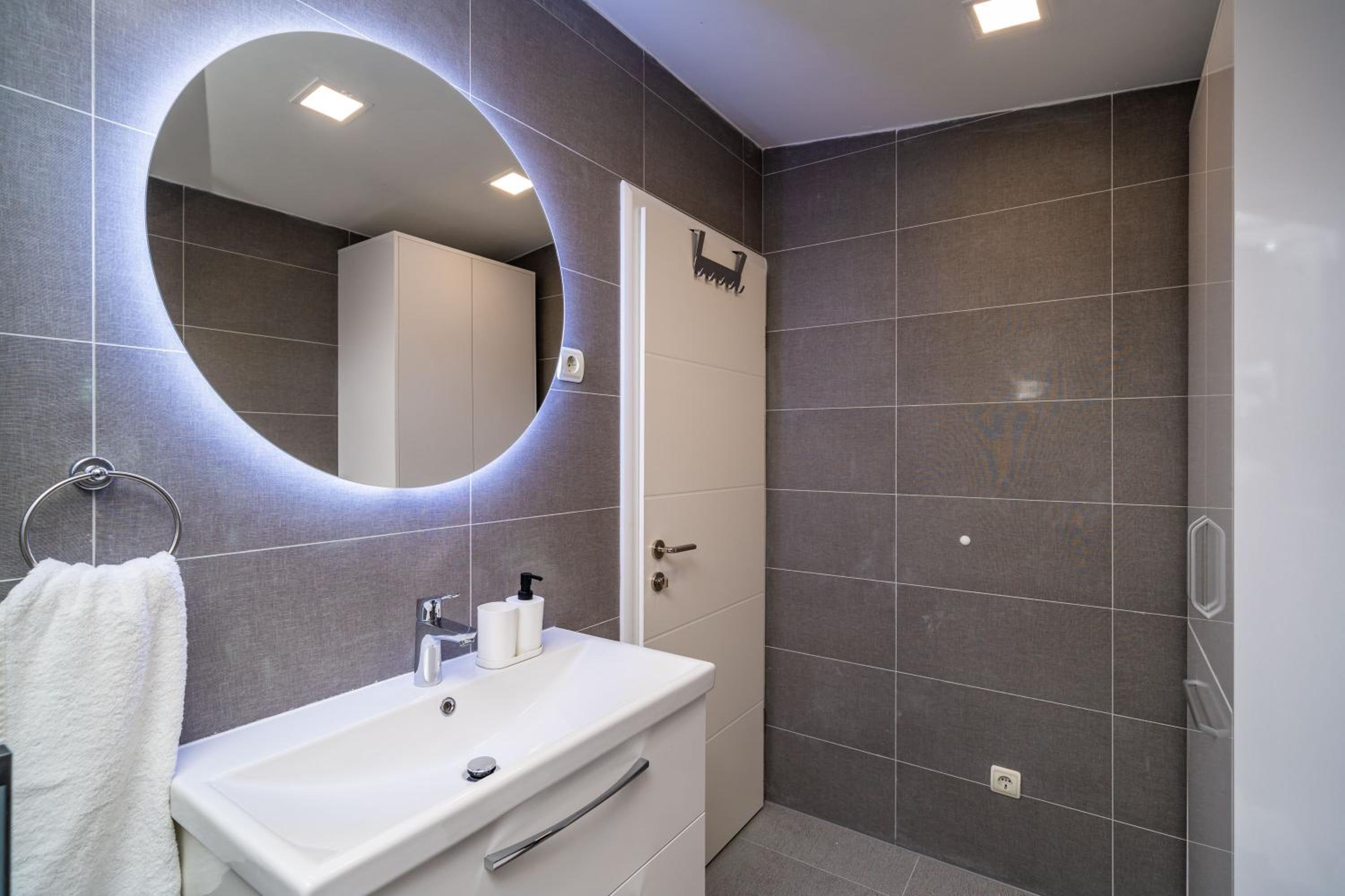 Villa Petmat - with private pool and 6 bedrooms