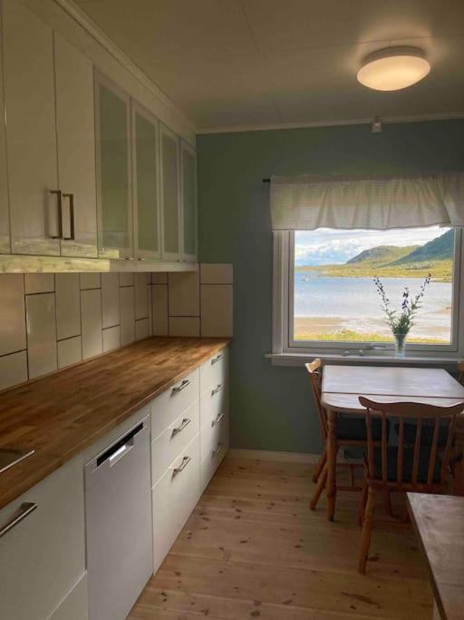 Charming house in fjord Lofoten view 3